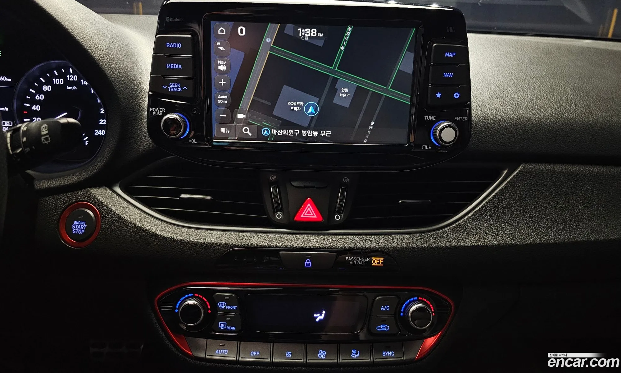 Hyundai i30 2016 — 12