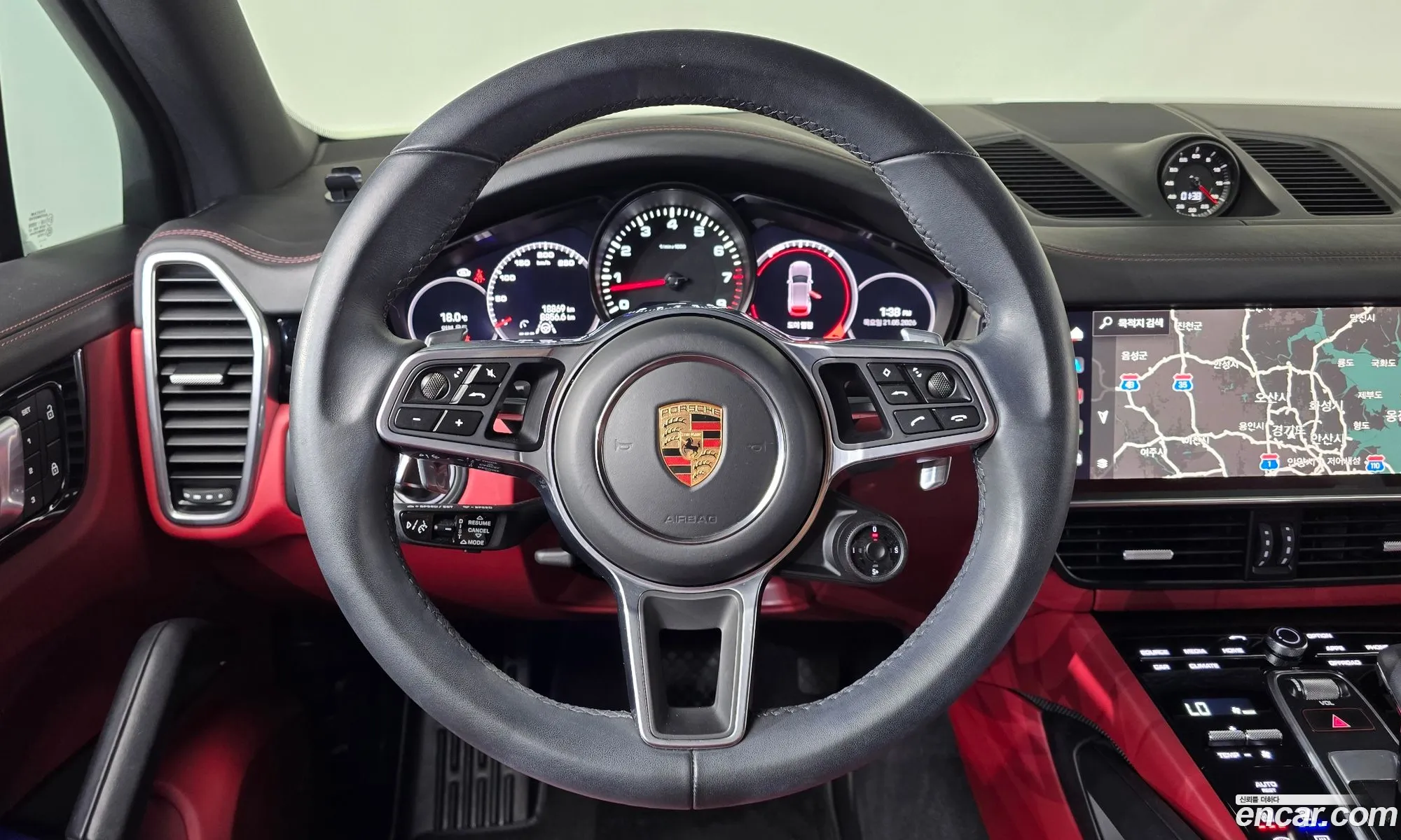 Porsche Cayenne 2022 — 12