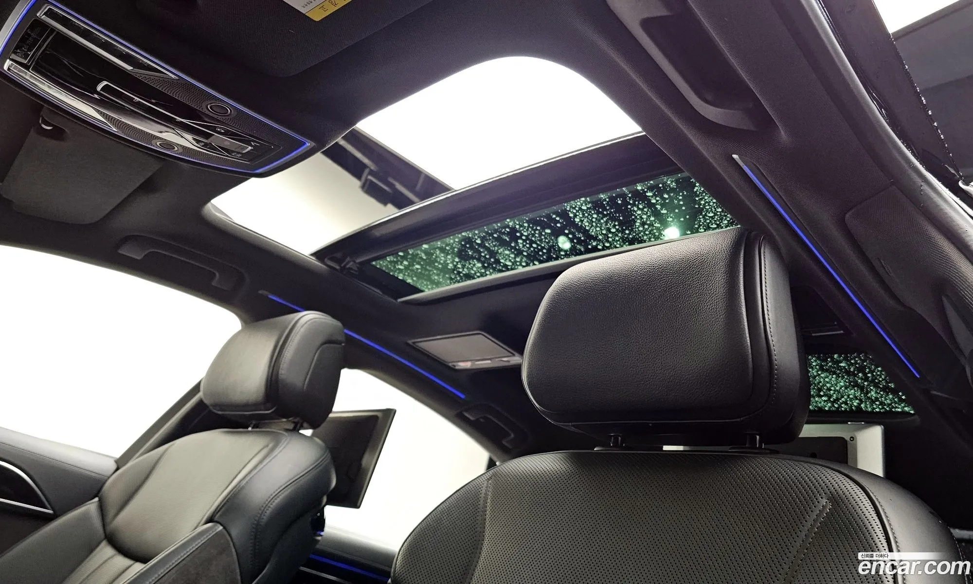 Audi A8 2020 WAUZZZF8XLN002549 — 28