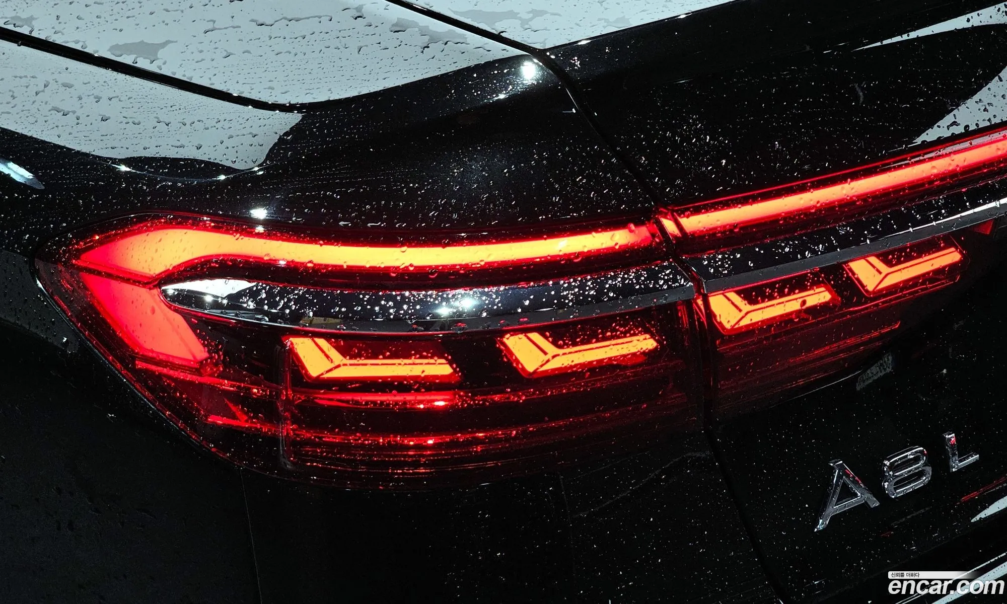 Audi A8 2020 WAUZZZF8XLN002549 — 13