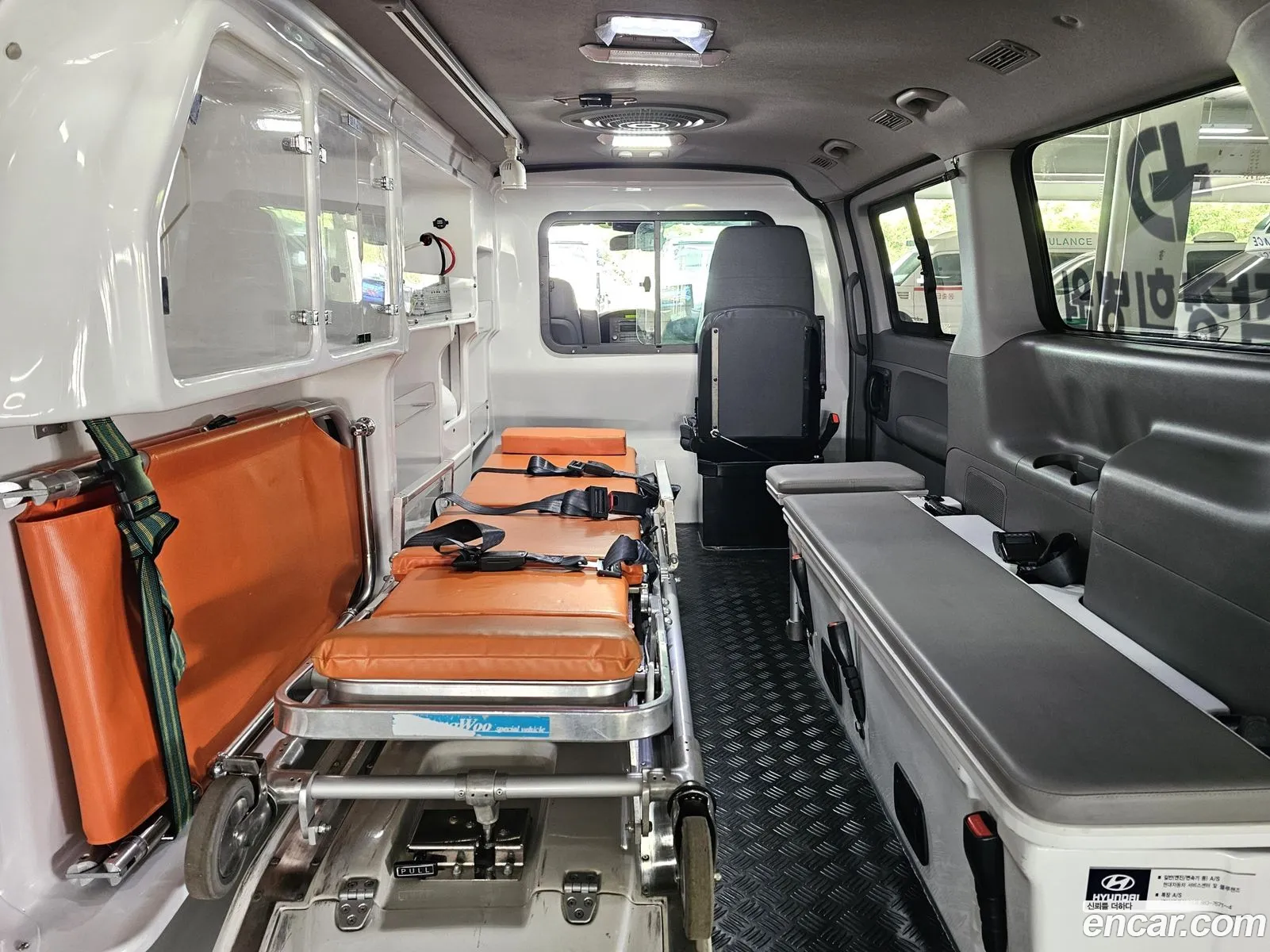 Hyundai Grand Starex 2015 — 11
