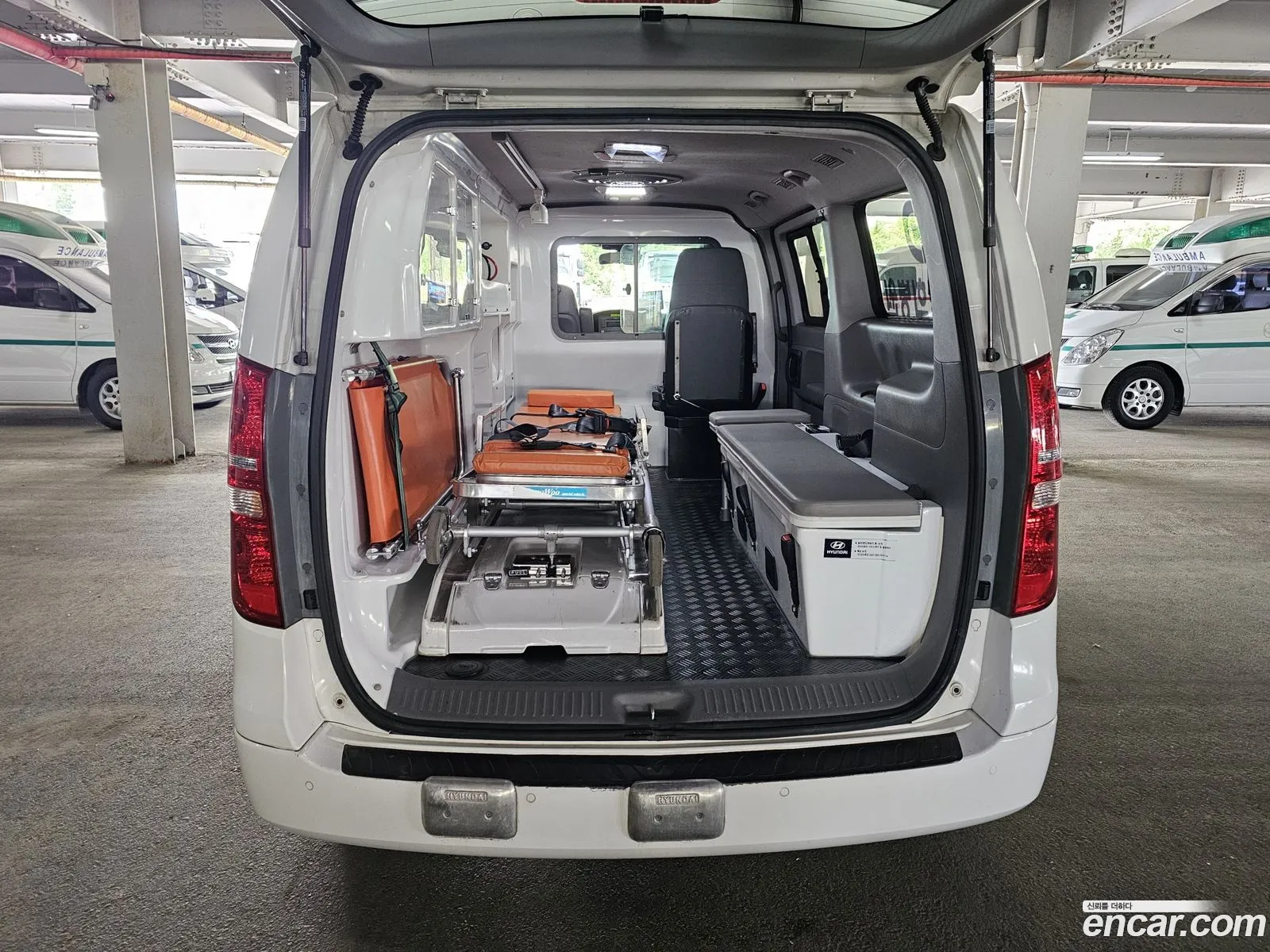 Hyundai Grand Starex 2015 — 14