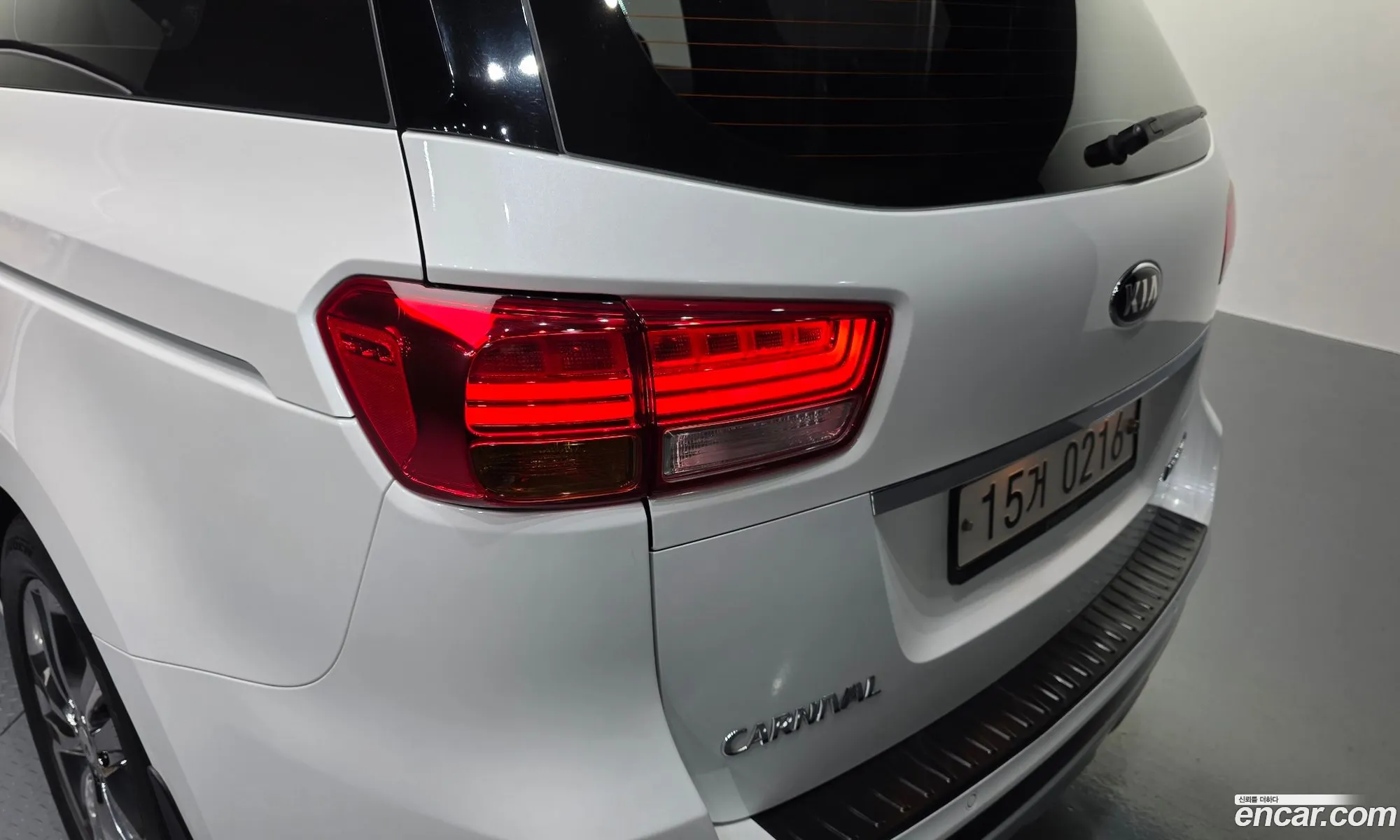 Kia Carnival 2016 KNAME811BHS290156 — 22