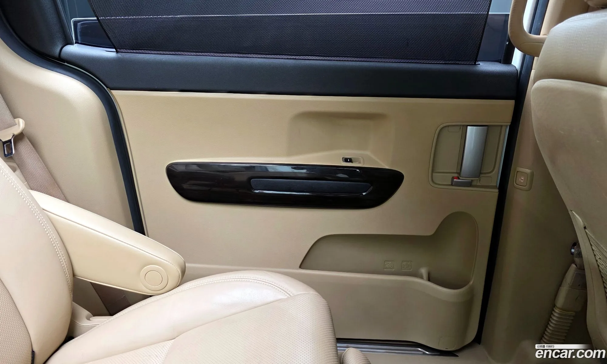 Kia Carnival 2016 KNAME811BHS290156 — 12