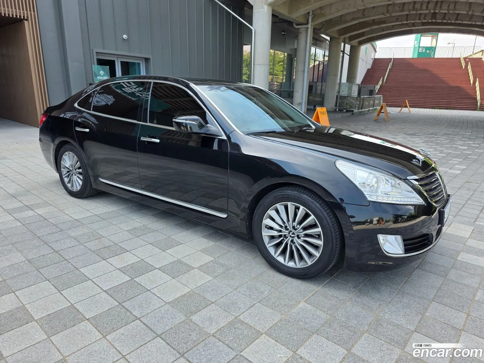 Hyundai Equus 2014 — 12