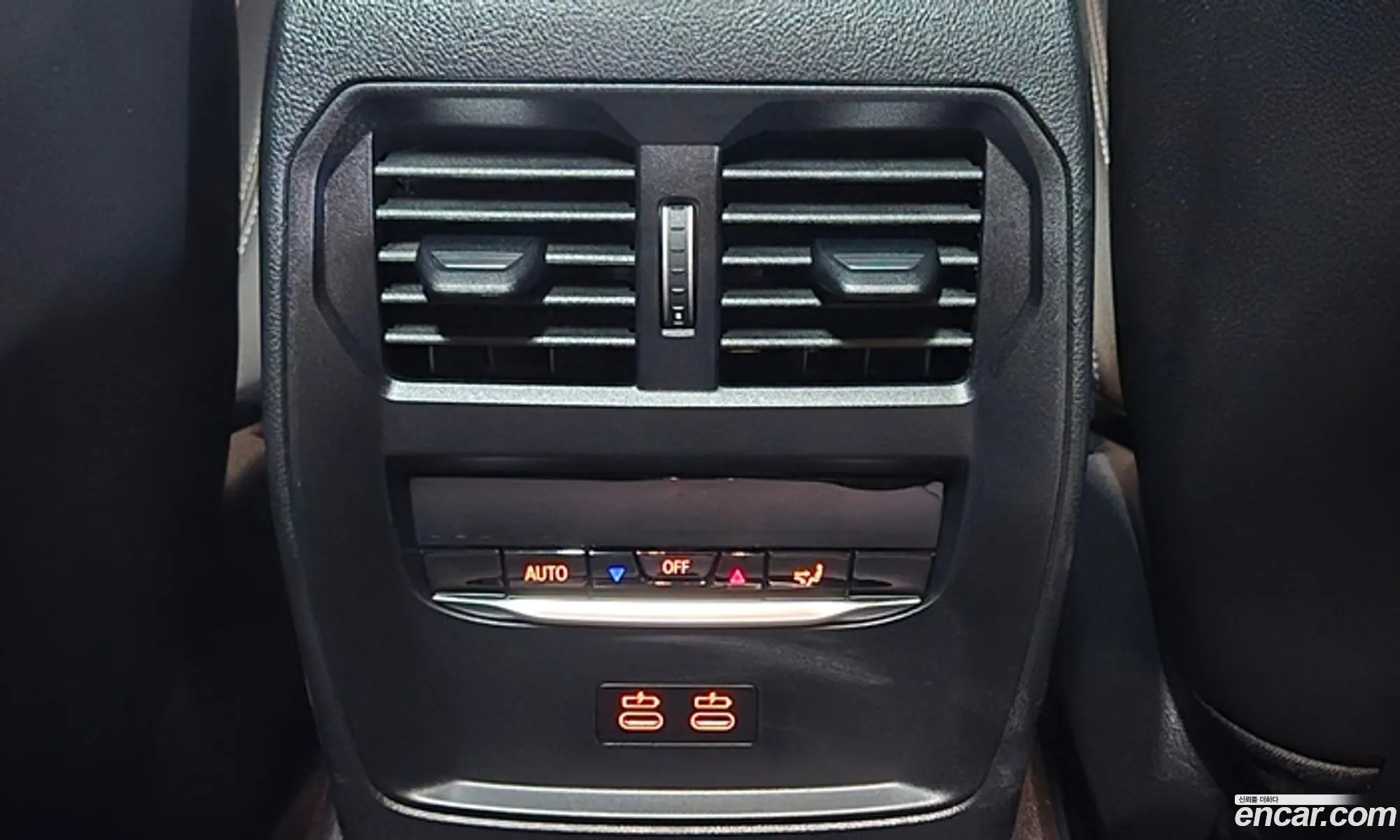 BMW 3 Series 2025 — 3