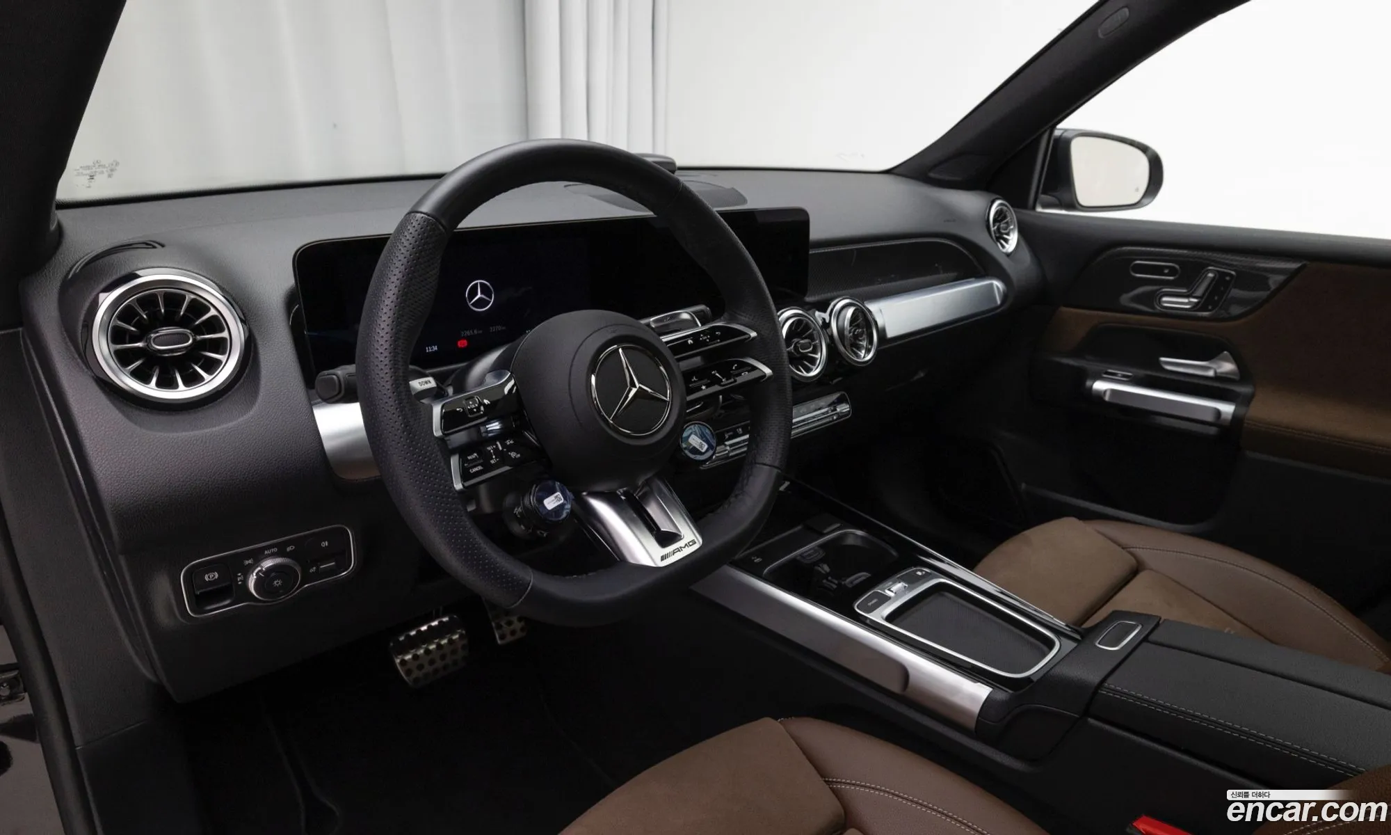 Mercedes-Benz GLB-Class X247 2025 — 11