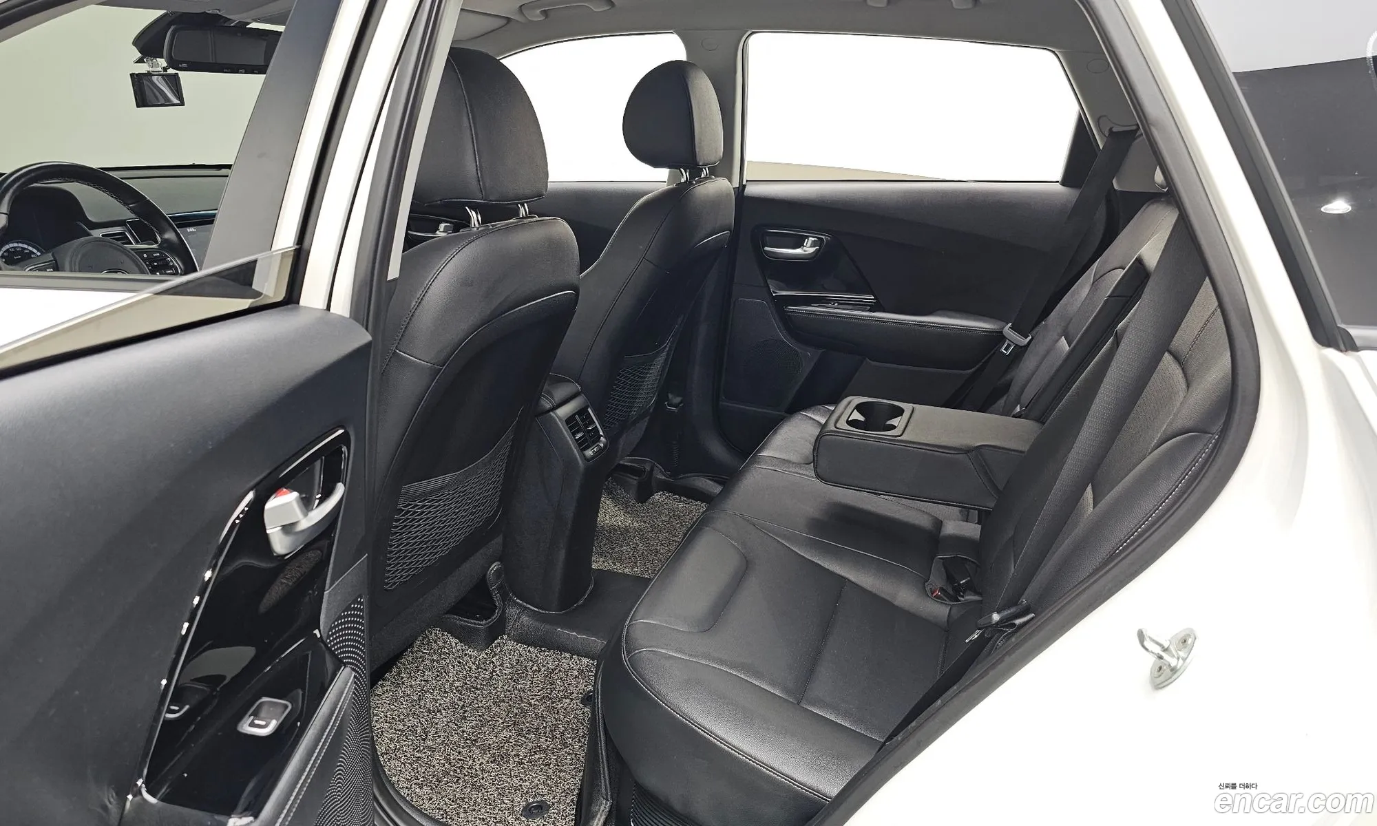 Kia Niro 2018 — 10