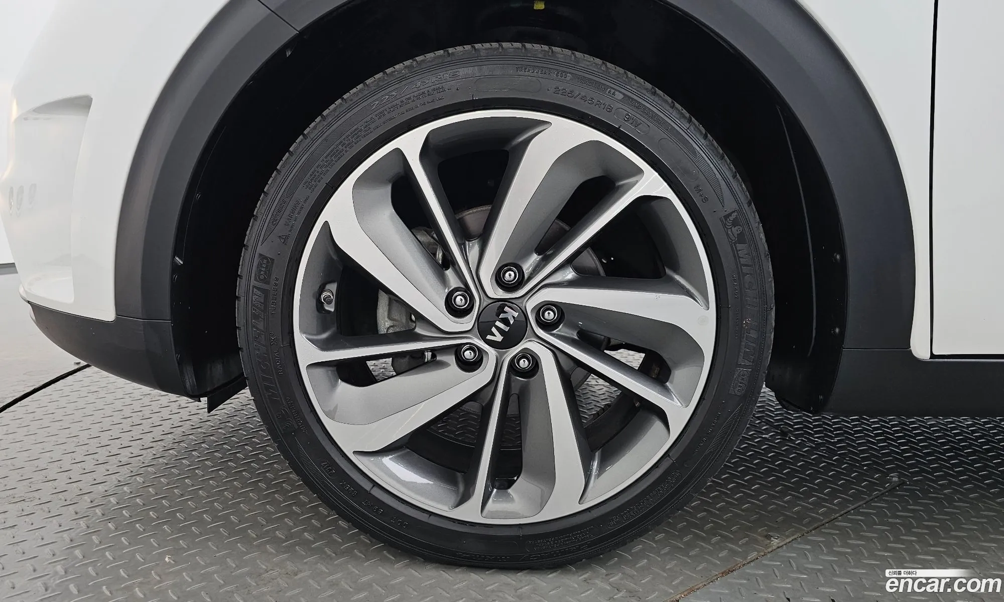 Kia Niro 2018 — 2