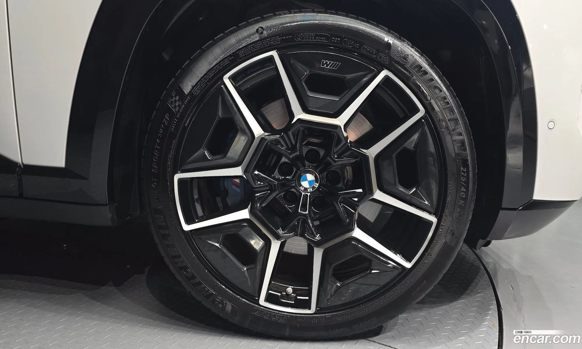 BMW XM 2023 — 34