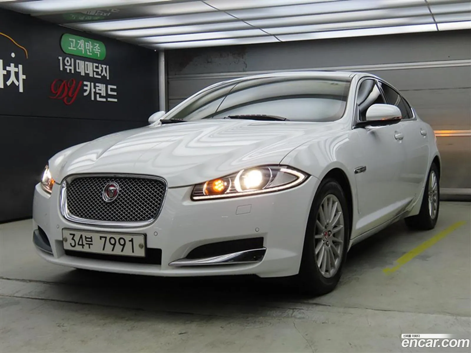 Jaguar XF 2014 — 20