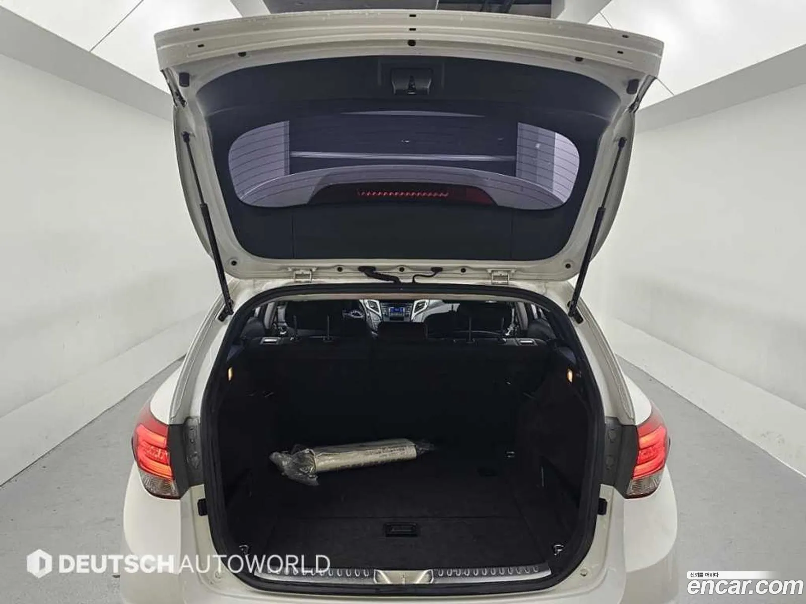 Hyundai i40 2015 — 12