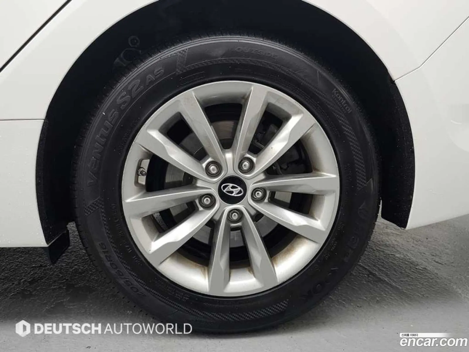 Hyundai i40 2015 — 13