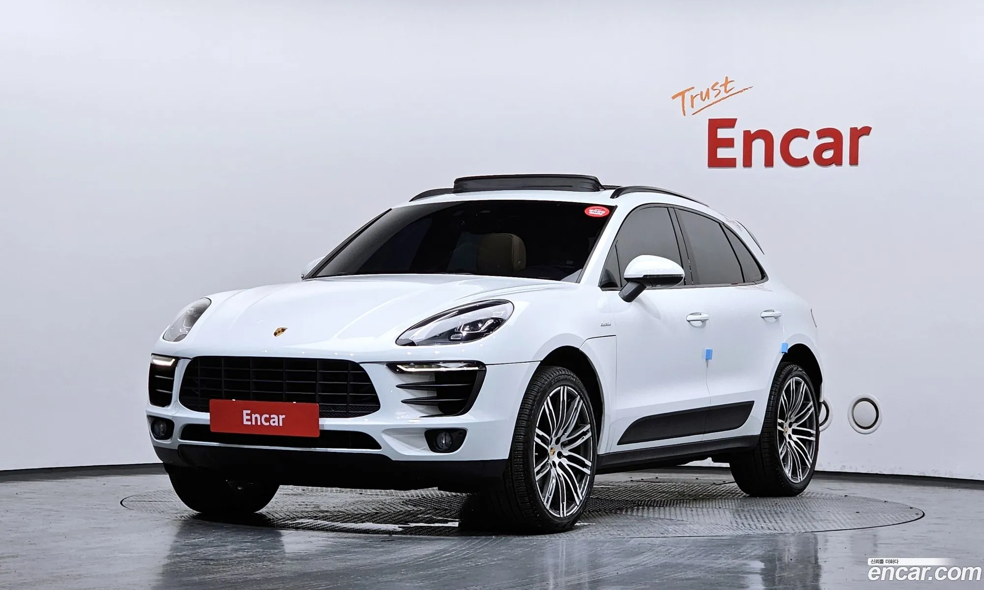 Porsche Macan 2017 WP1AD295XHLB70703 — 18