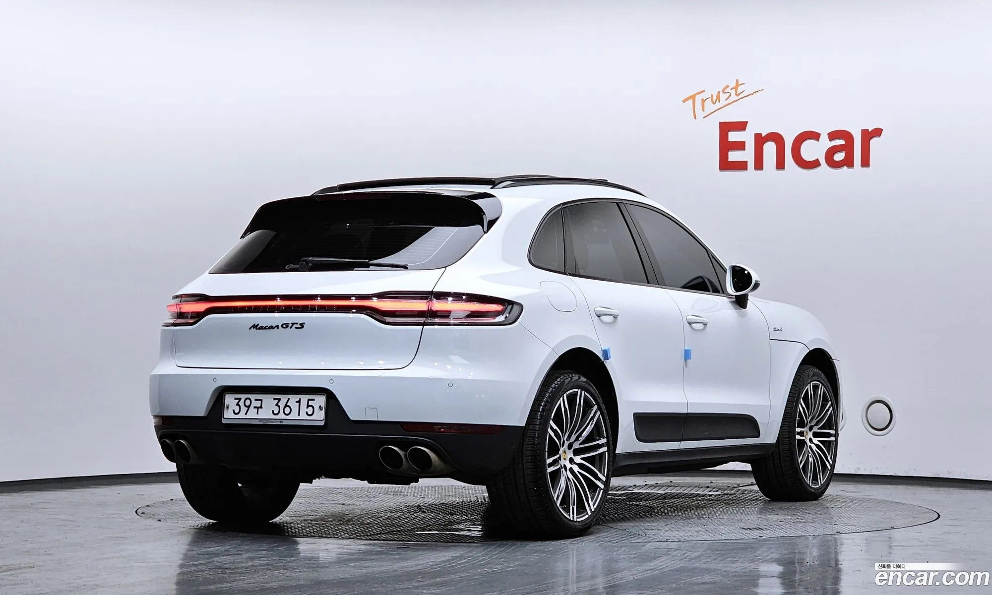 Porsche Macan 2017 WP1AD295XHLB70703 — 12