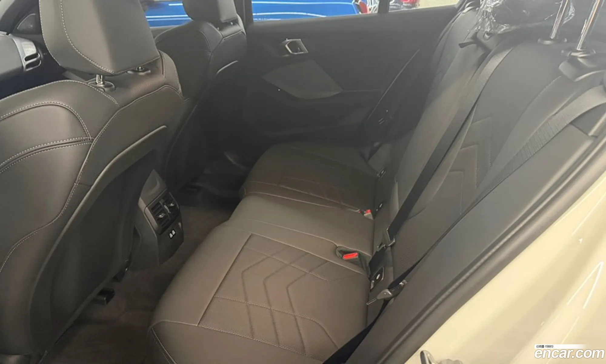 BMW 1 Series 2025 — 9