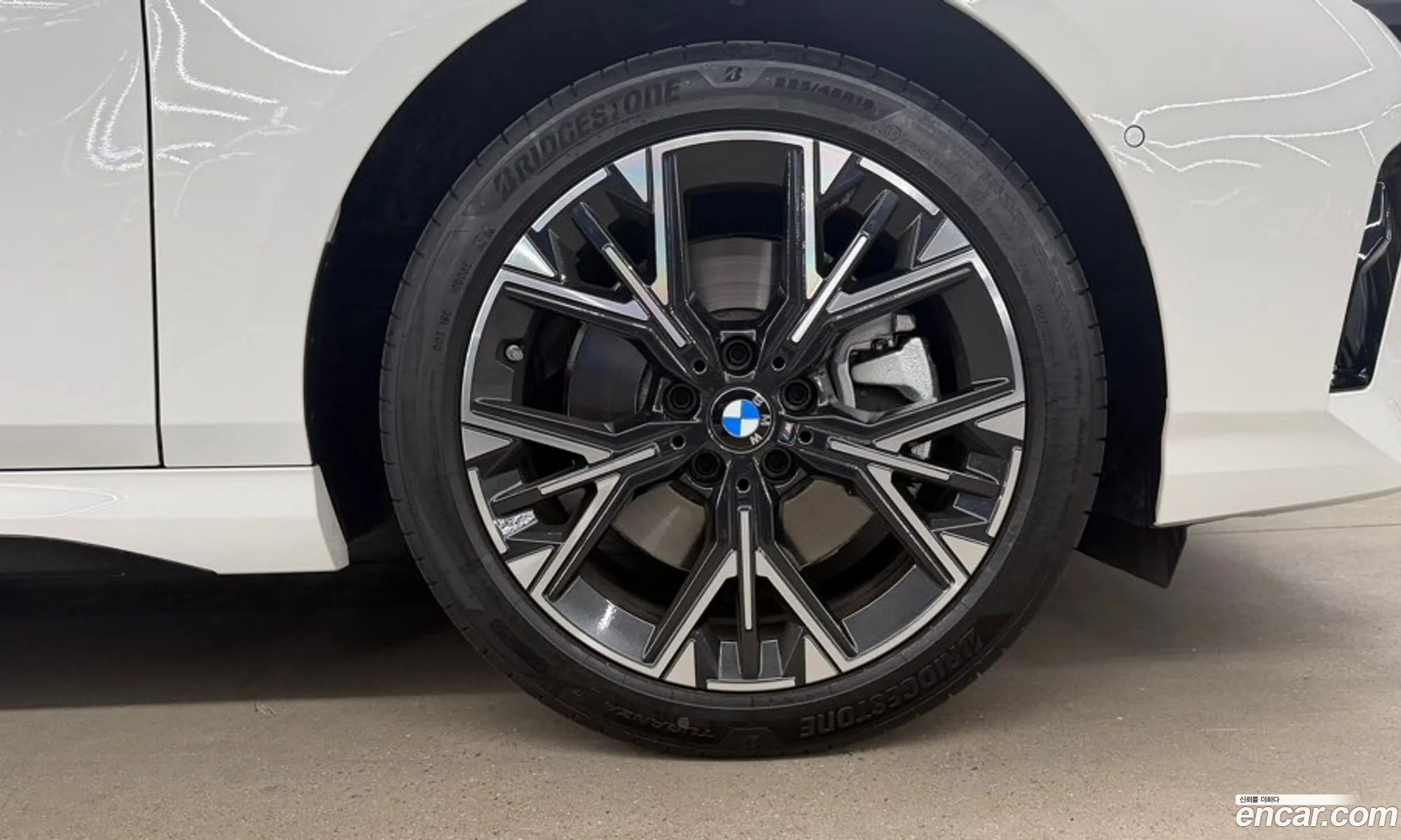 BMW 1 Series 2025 — 16