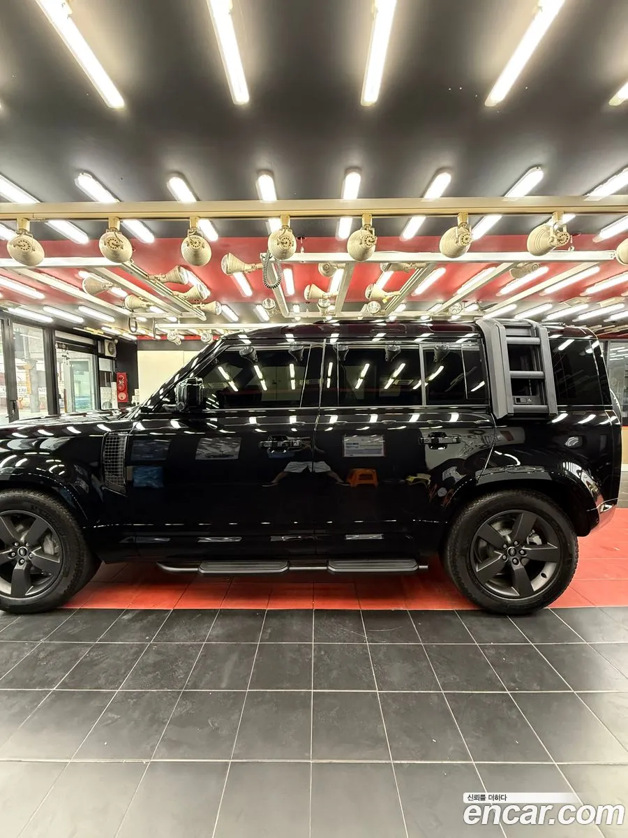 Land Rover Defender 2025 — 5