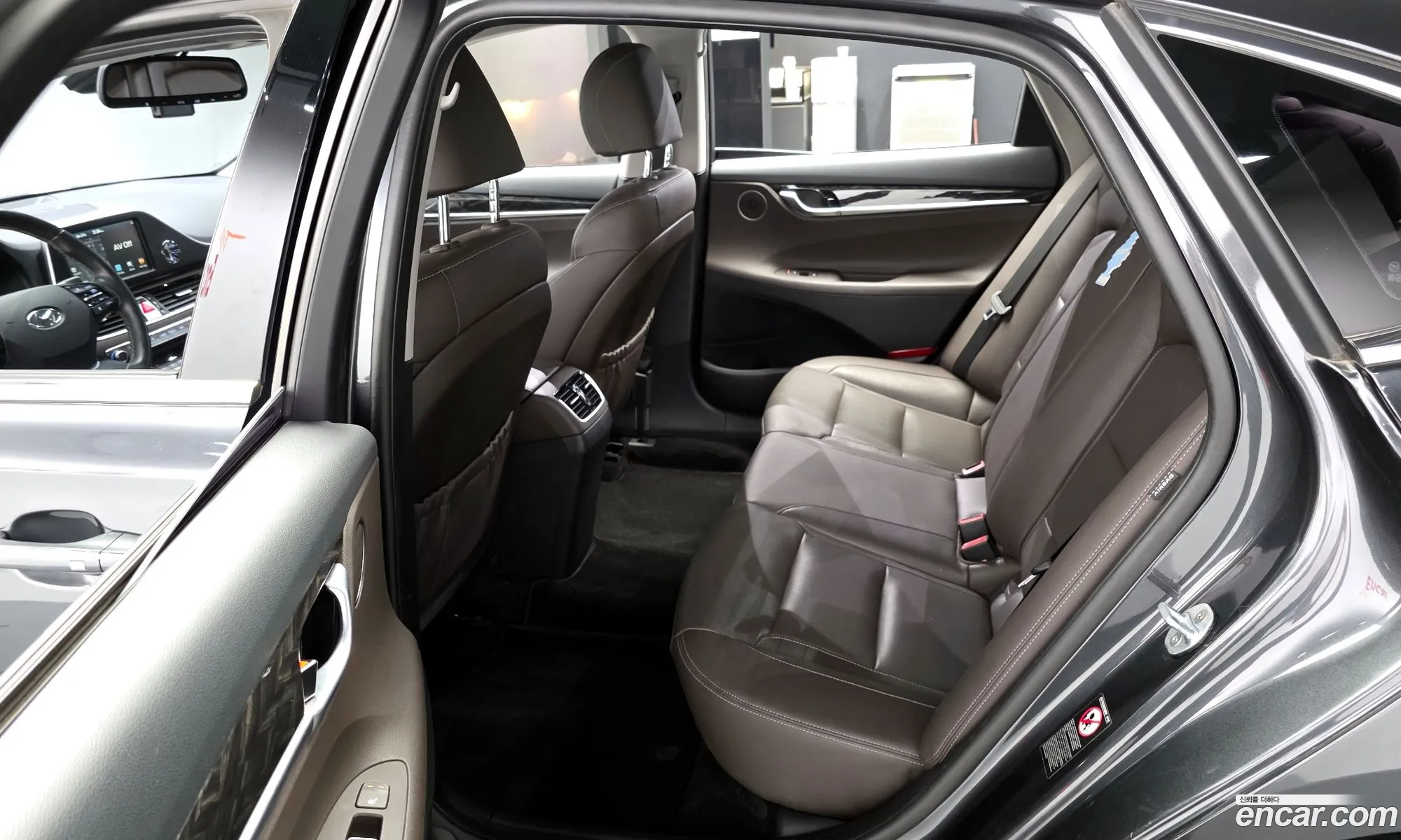 Hyundai Grandeur IG 2019 — 22