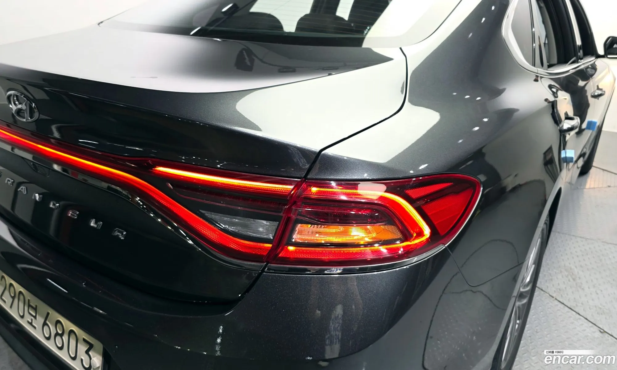Hyundai Grandeur IG 2019 — 17