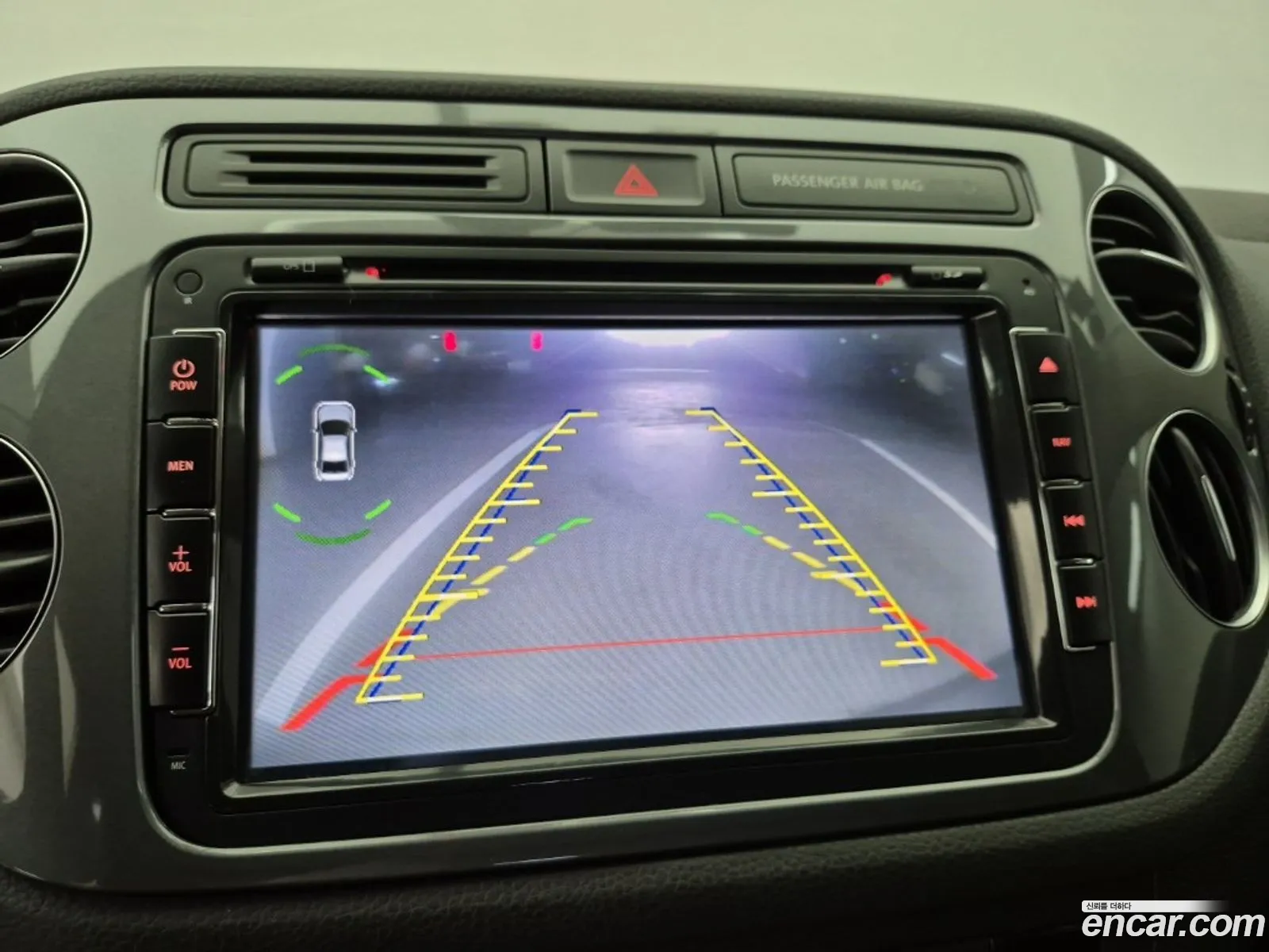 Volkswagen Tiguan 2015 — 16