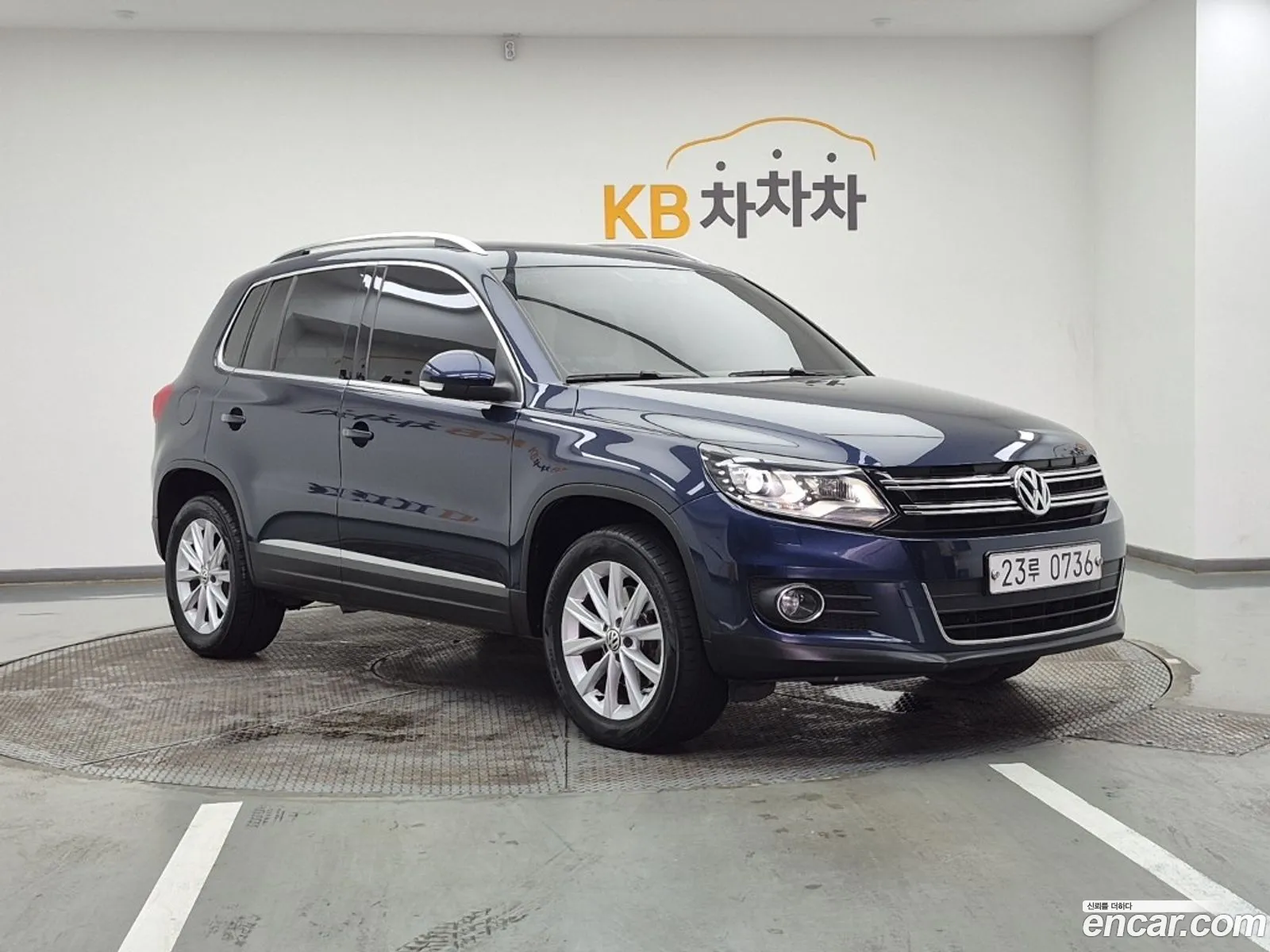 Volkswagen Tiguan 2015 — 14