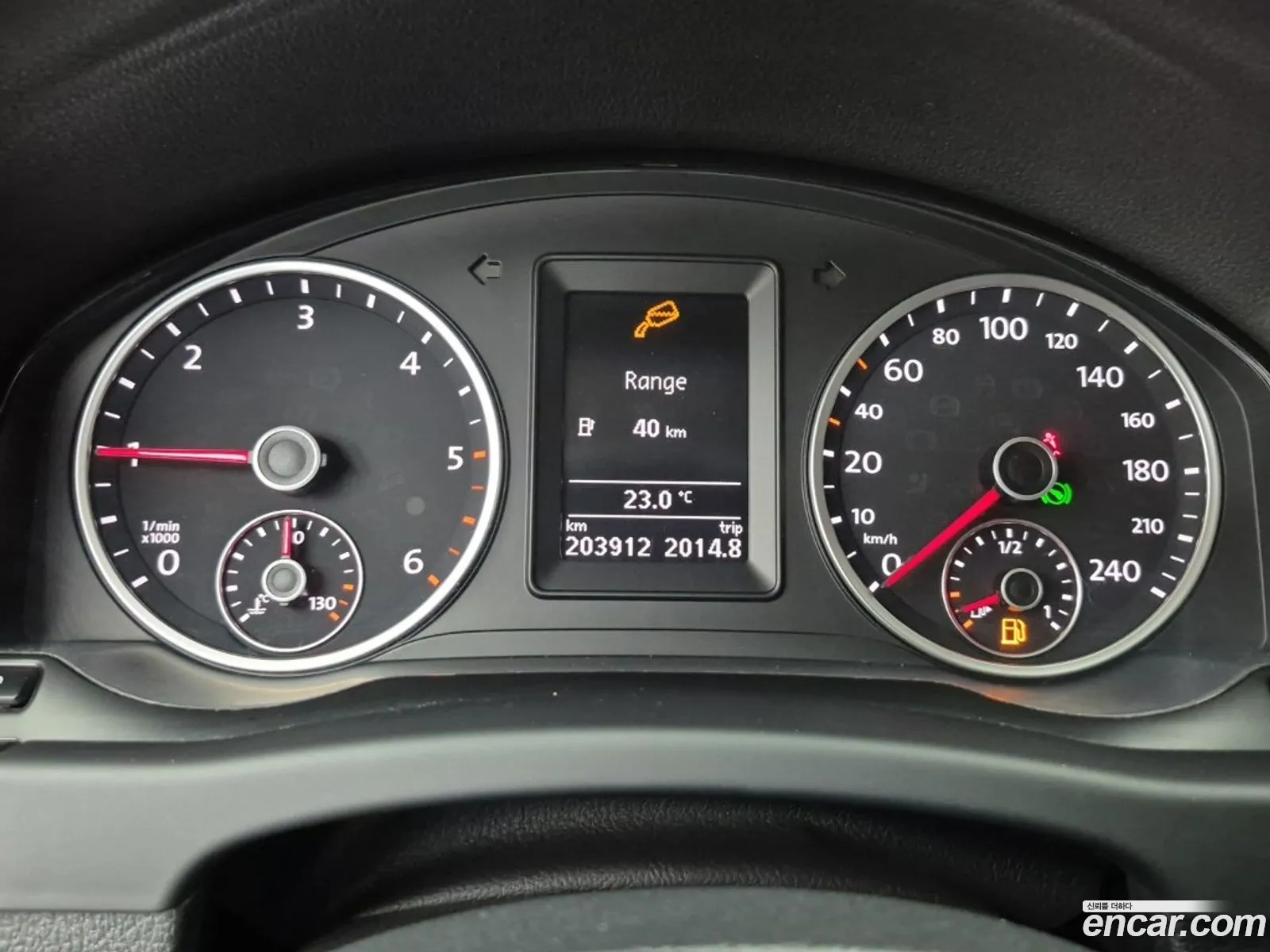 Volkswagen Tiguan 2015 — 11