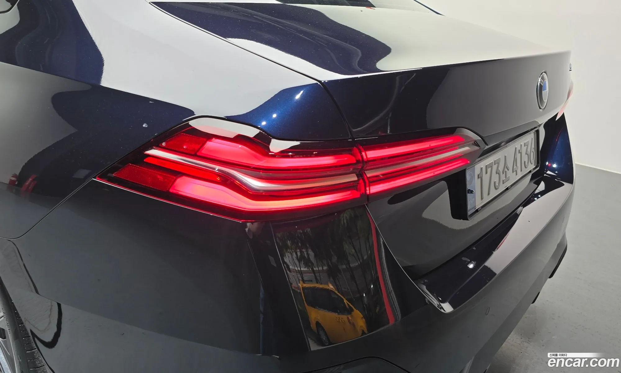 BMW 5 Series 2025 WBA21FJ00SCT99417 — 8