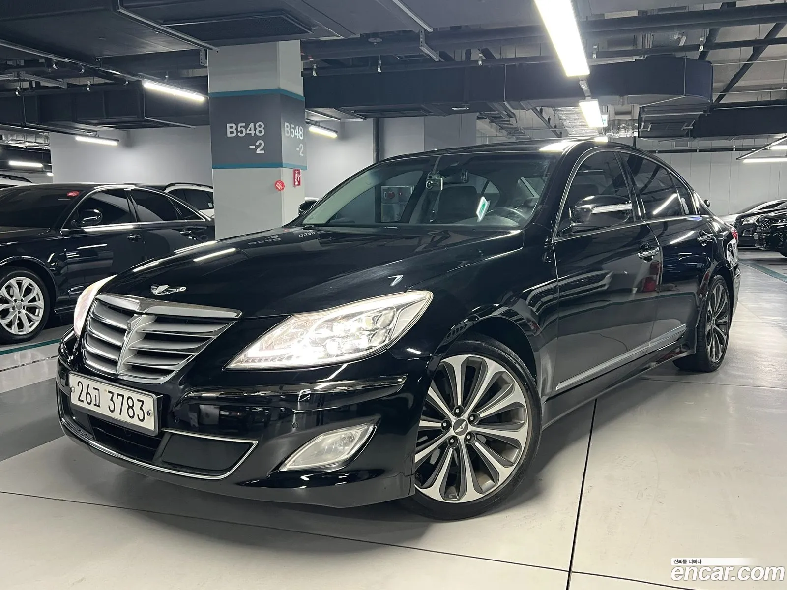 Hyundai Genesis 2011 — 2