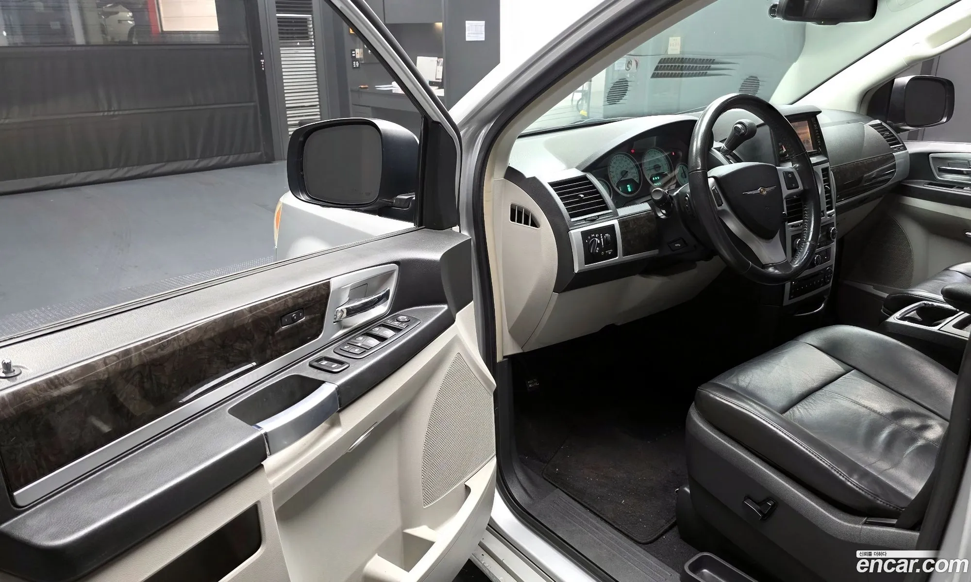 Chrysler Grand Voyager
