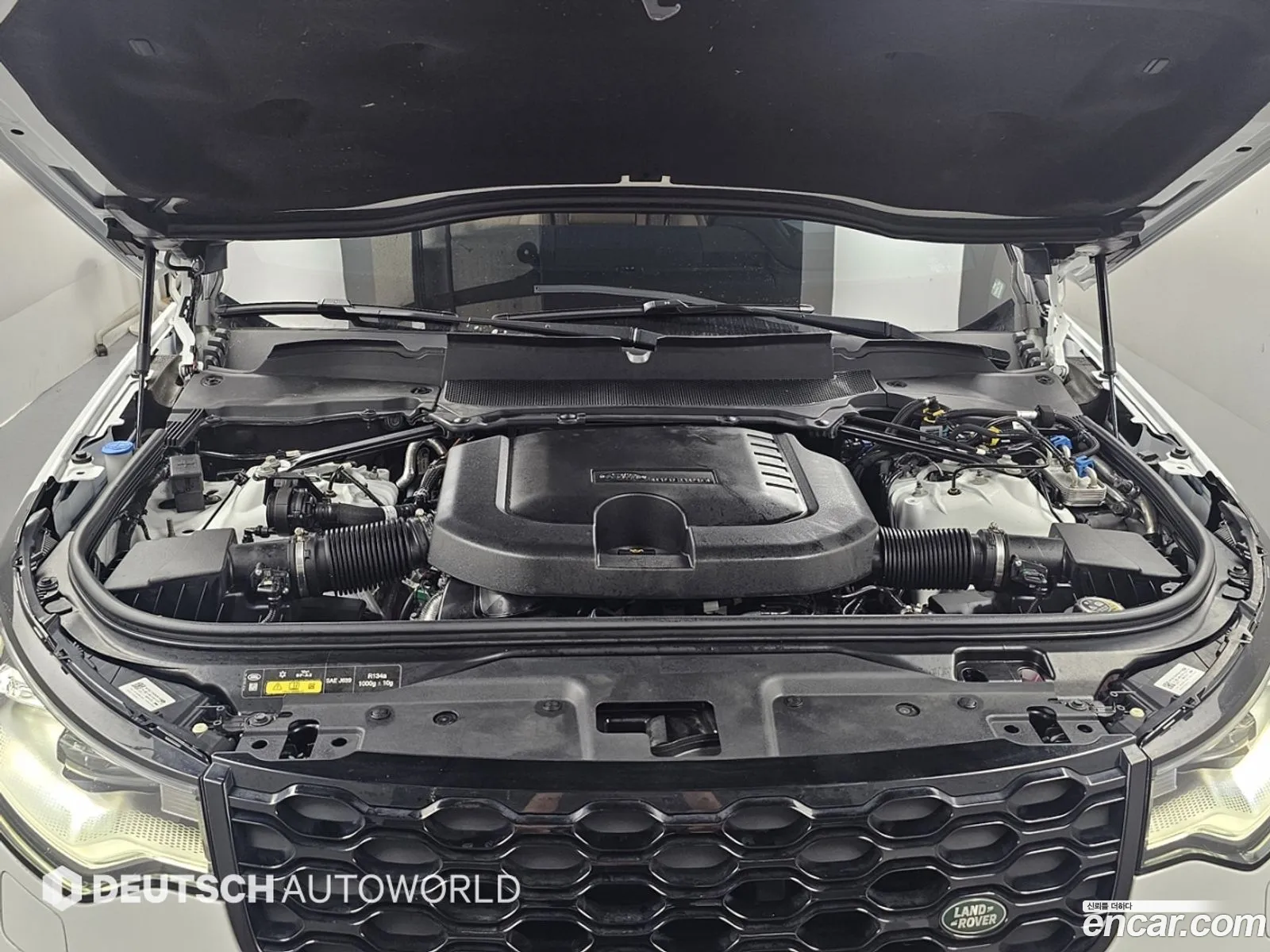 Land Rover Discovery 5 2025 — 15