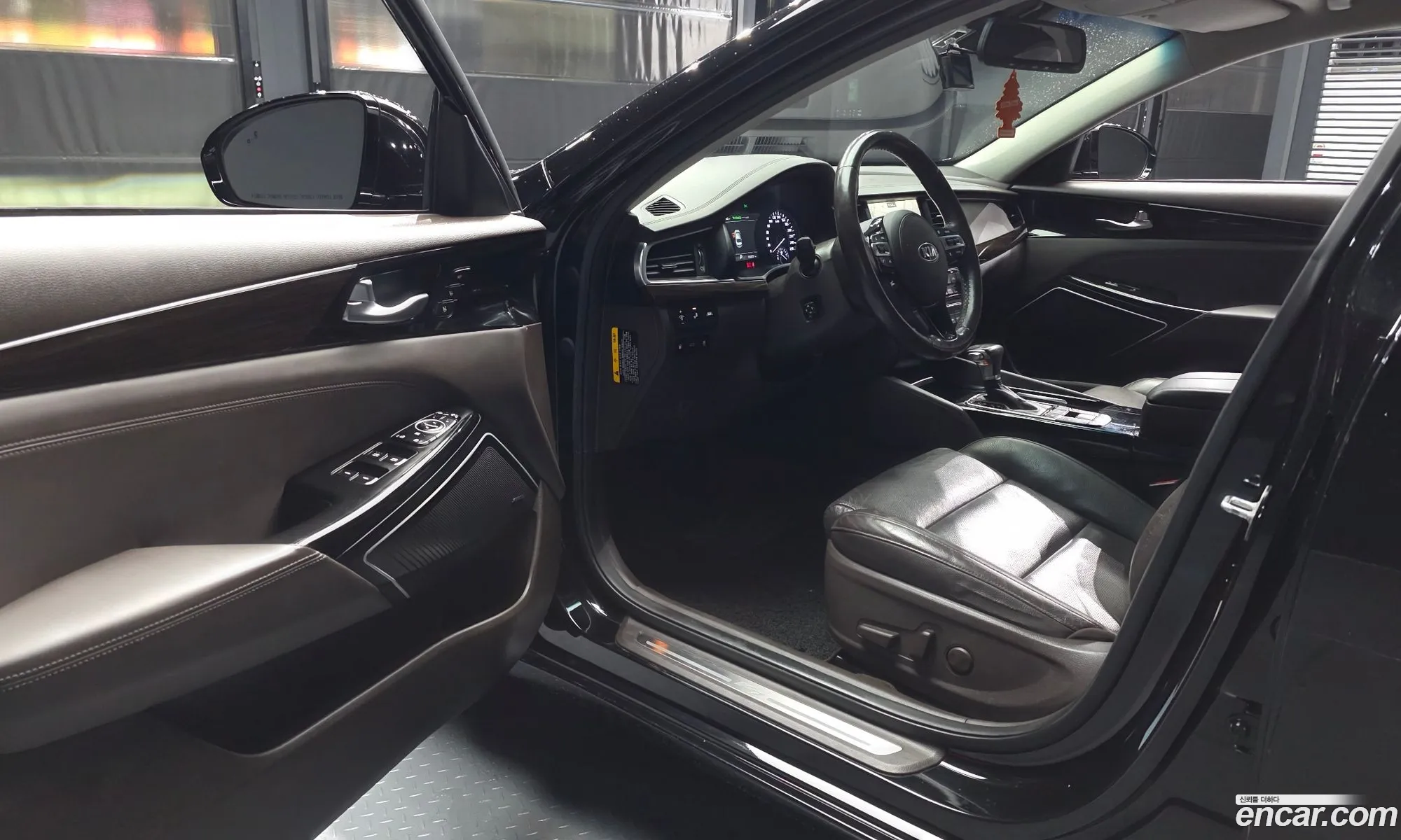Kia K7 Hybrid 2019 — 14