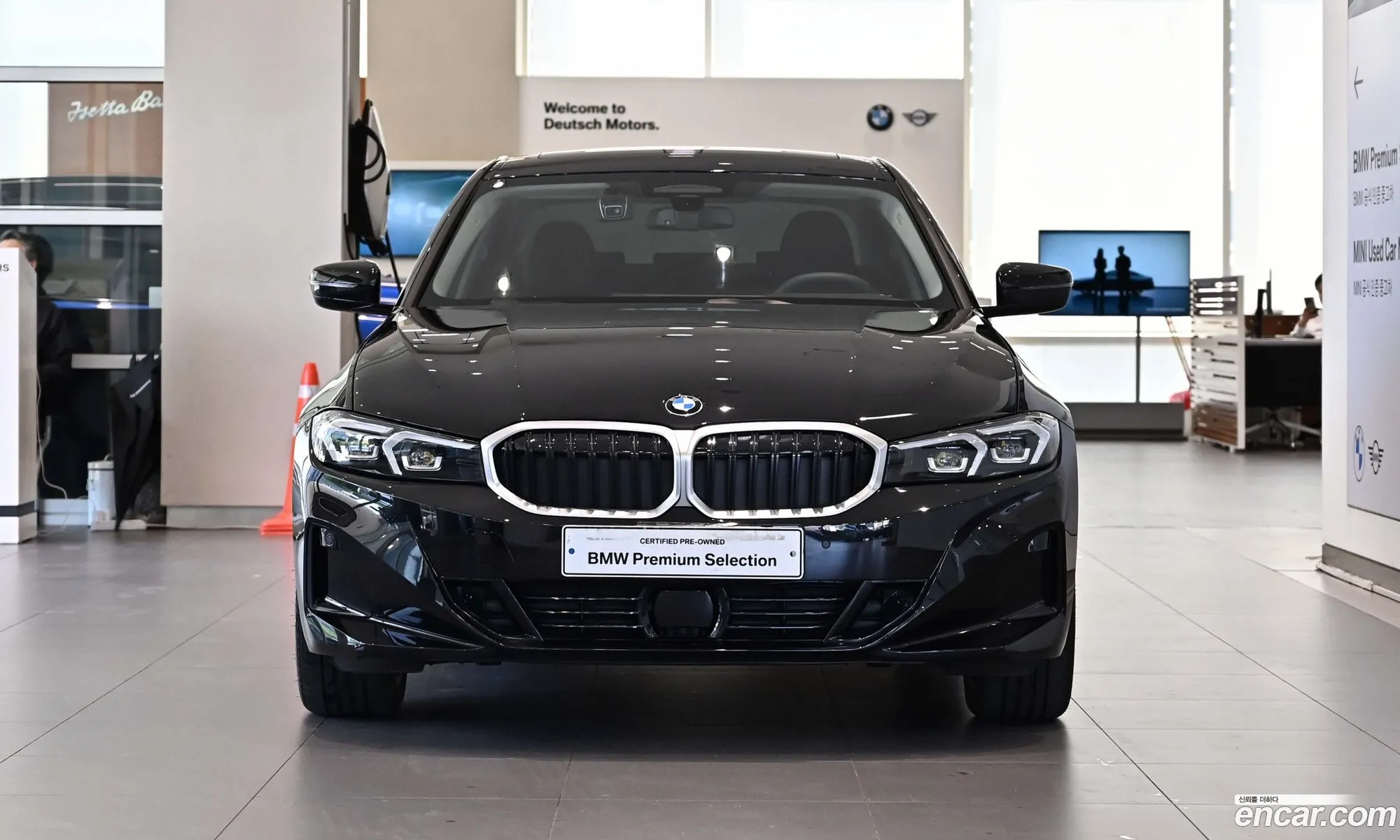 BMW 3 Series 2025 — 18