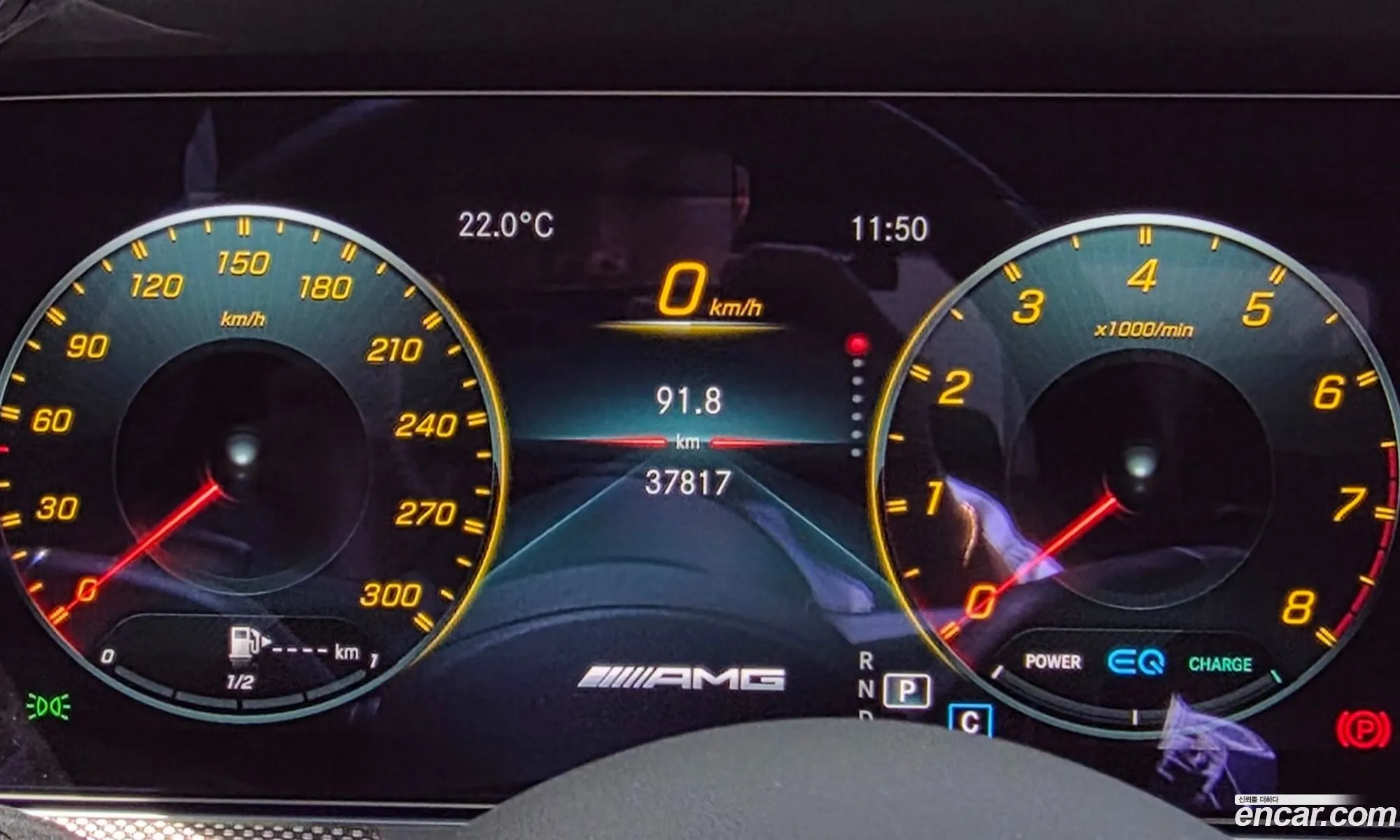 Mercedes-Benz E-Class W213 2022 — 19