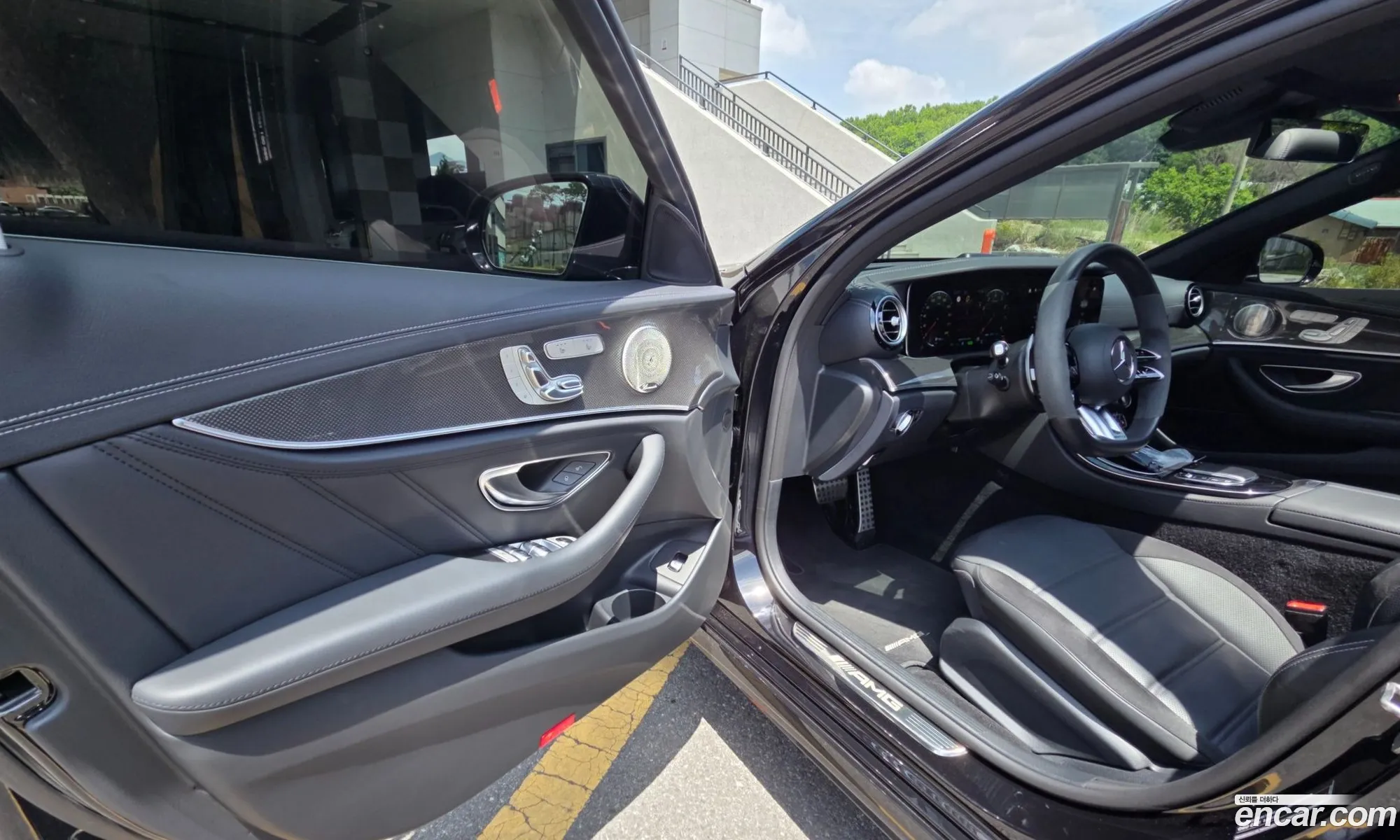 Mercedes-Benz E-Class W213 2022 — 11