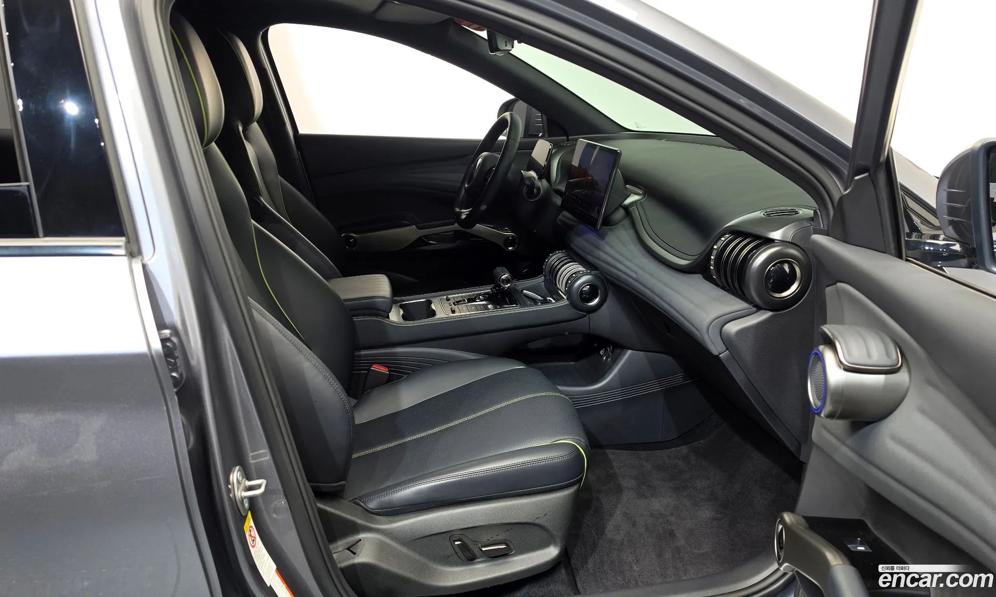 BYD Atto 3 2025 LGXCE4CB7S2008190 — 26