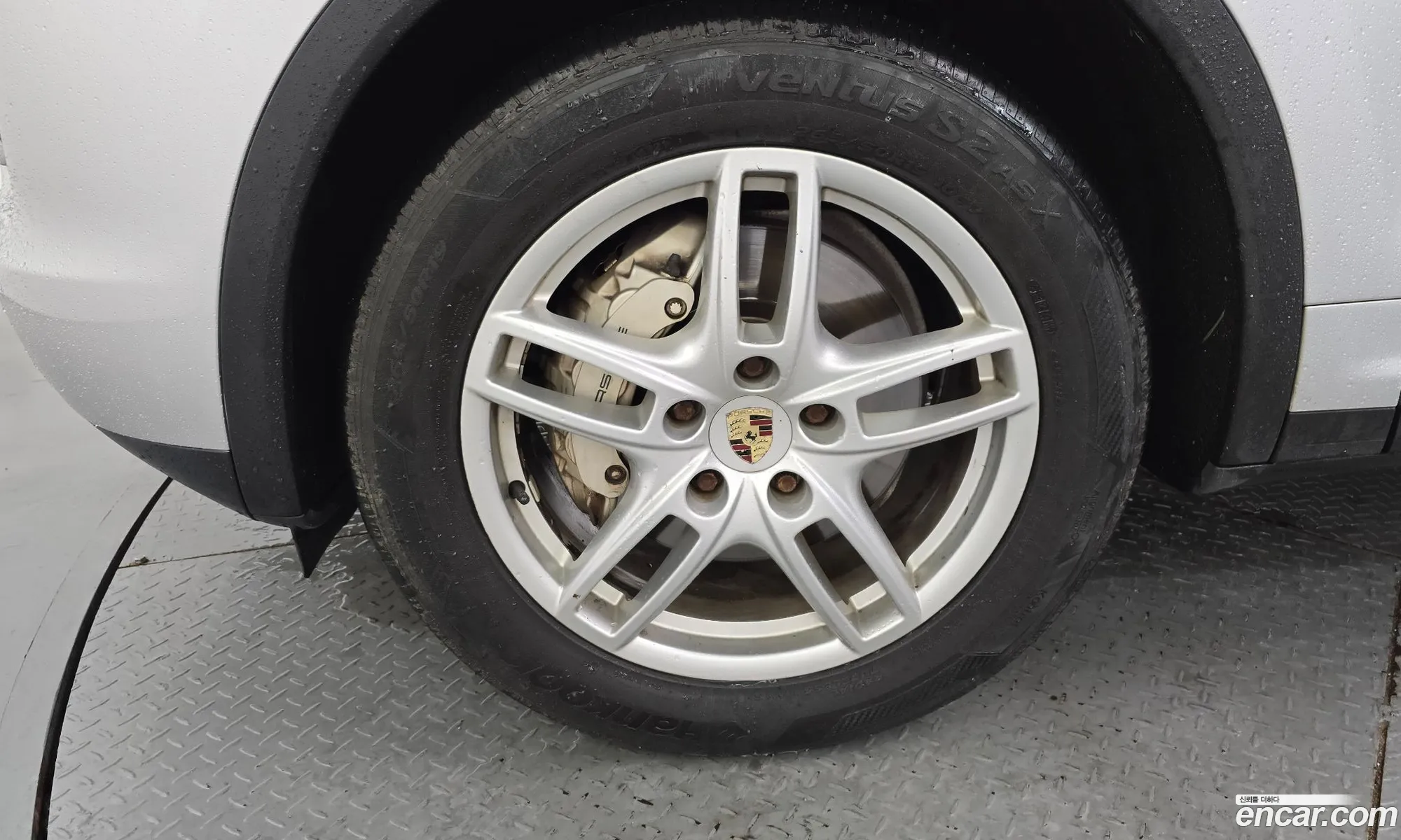 Porsche Cayenne 2011 WP1AB2928BLA50708 — 18