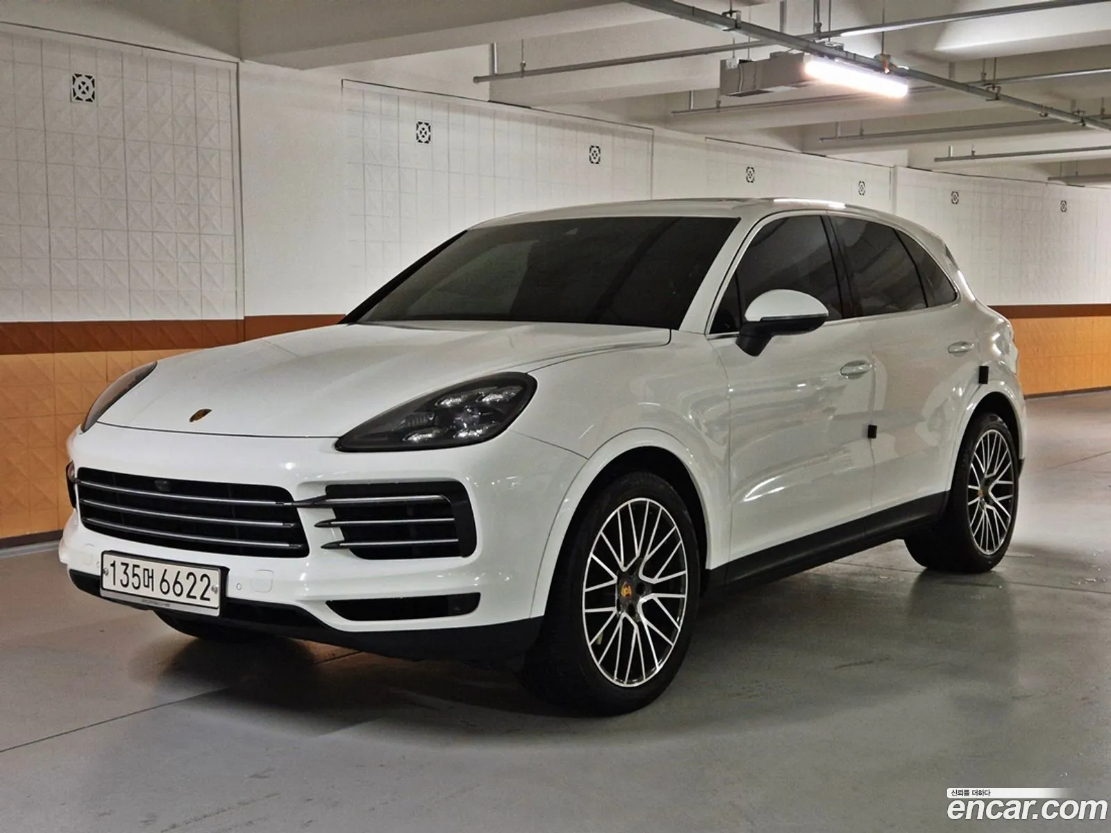 Porsche Cayenne 2019 — 18