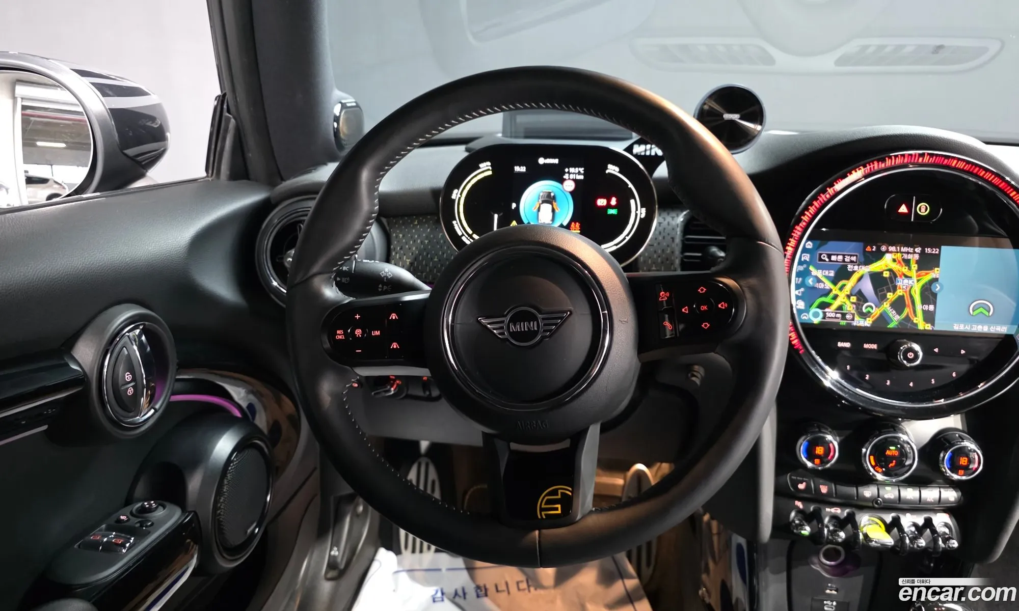 Mini Cooper Electric 2022 WMW11DJ03N2S47660 — 8