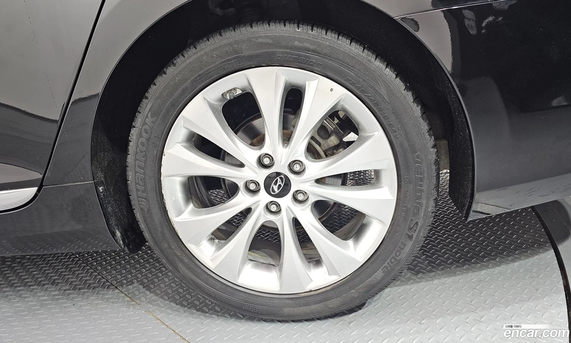 Hyundai Grandeur HG 2012 — 29