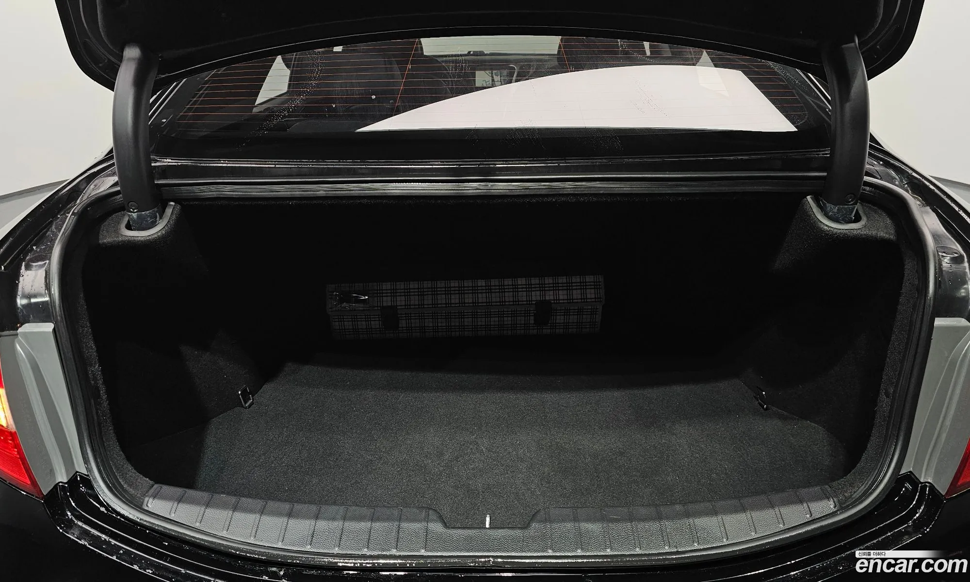 Hyundai Grandeur HG 2012 — 13