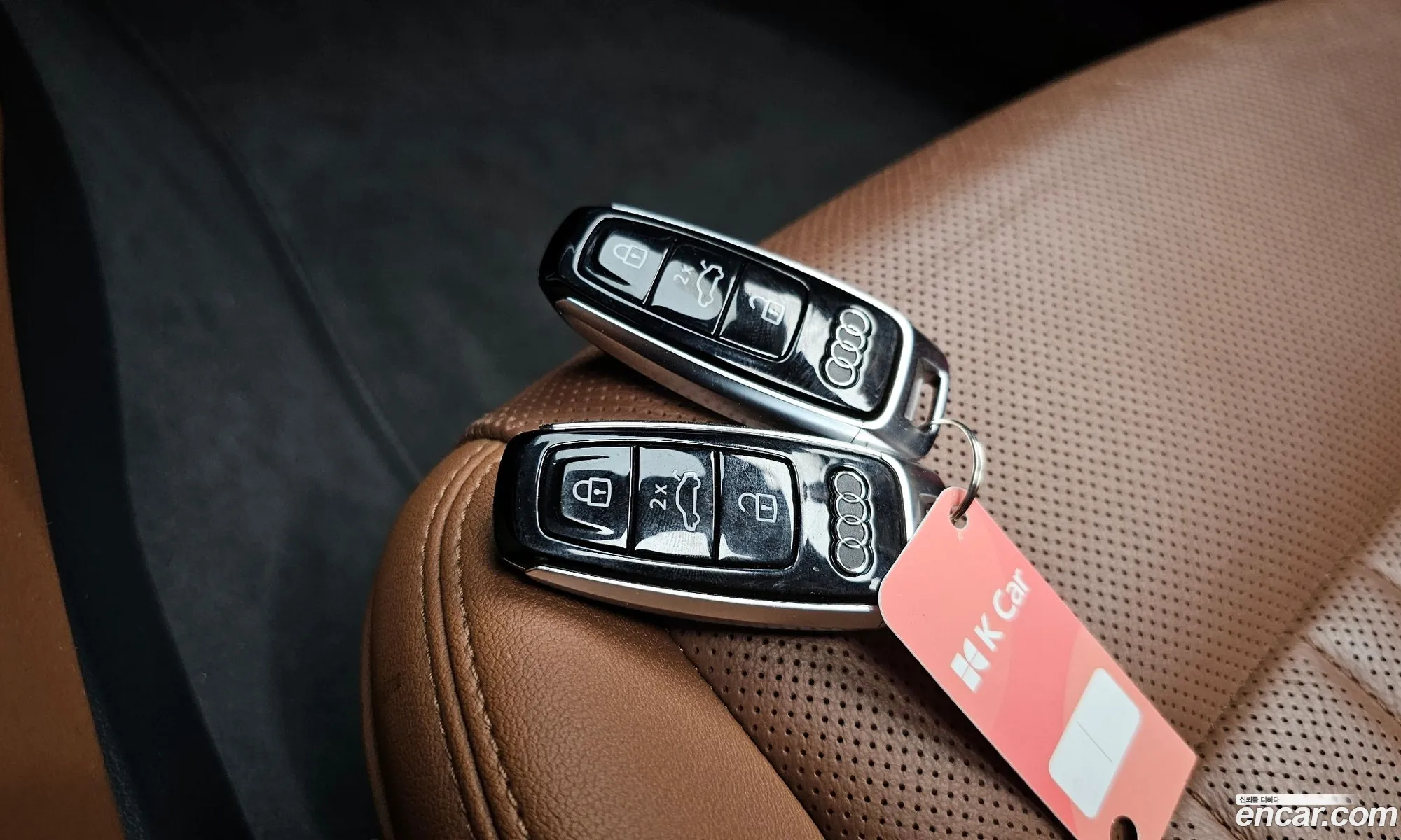 Audi A6 2020 WAUZZZF21LN061694 — 21