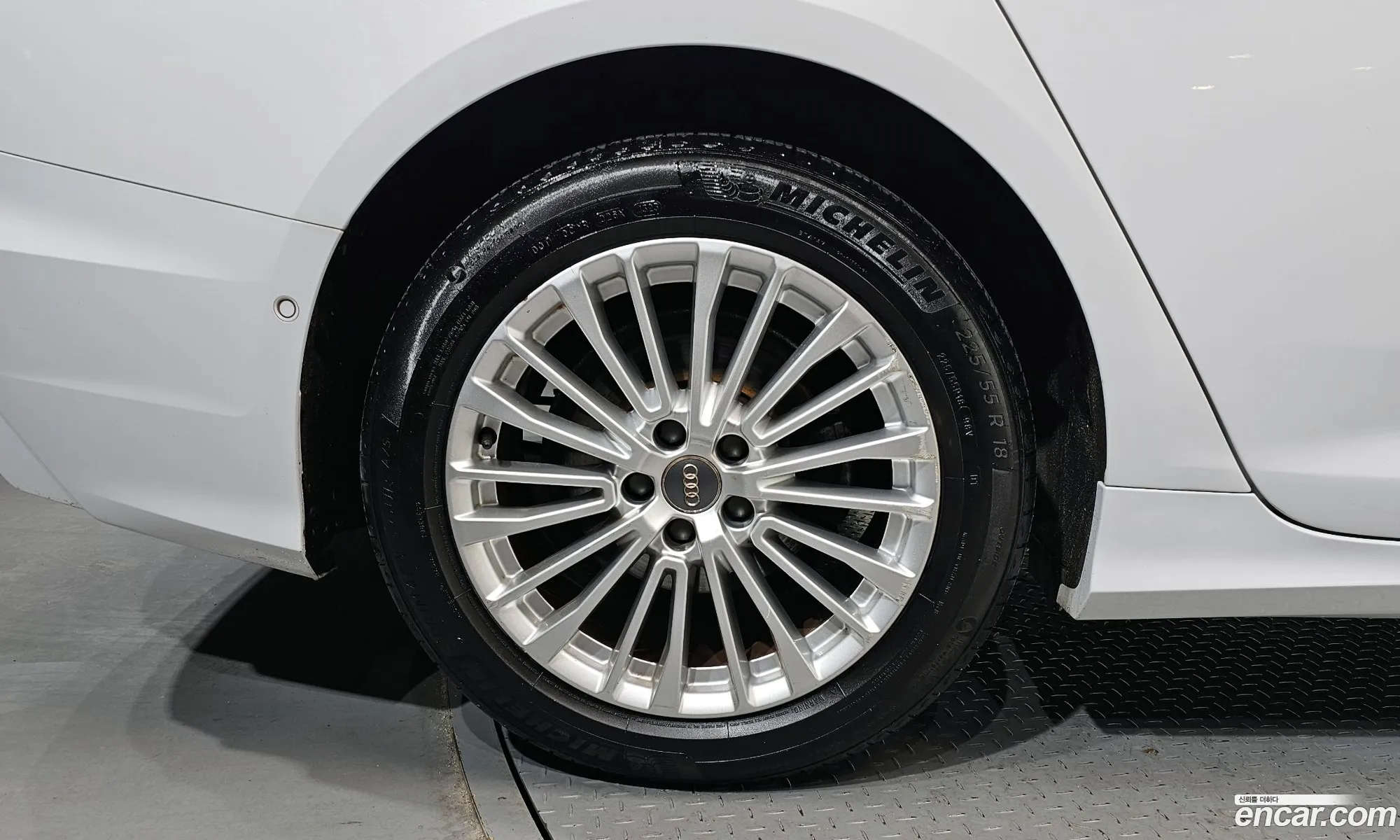 Audi A6 2020 WAUZZZF21LN061694 — 27