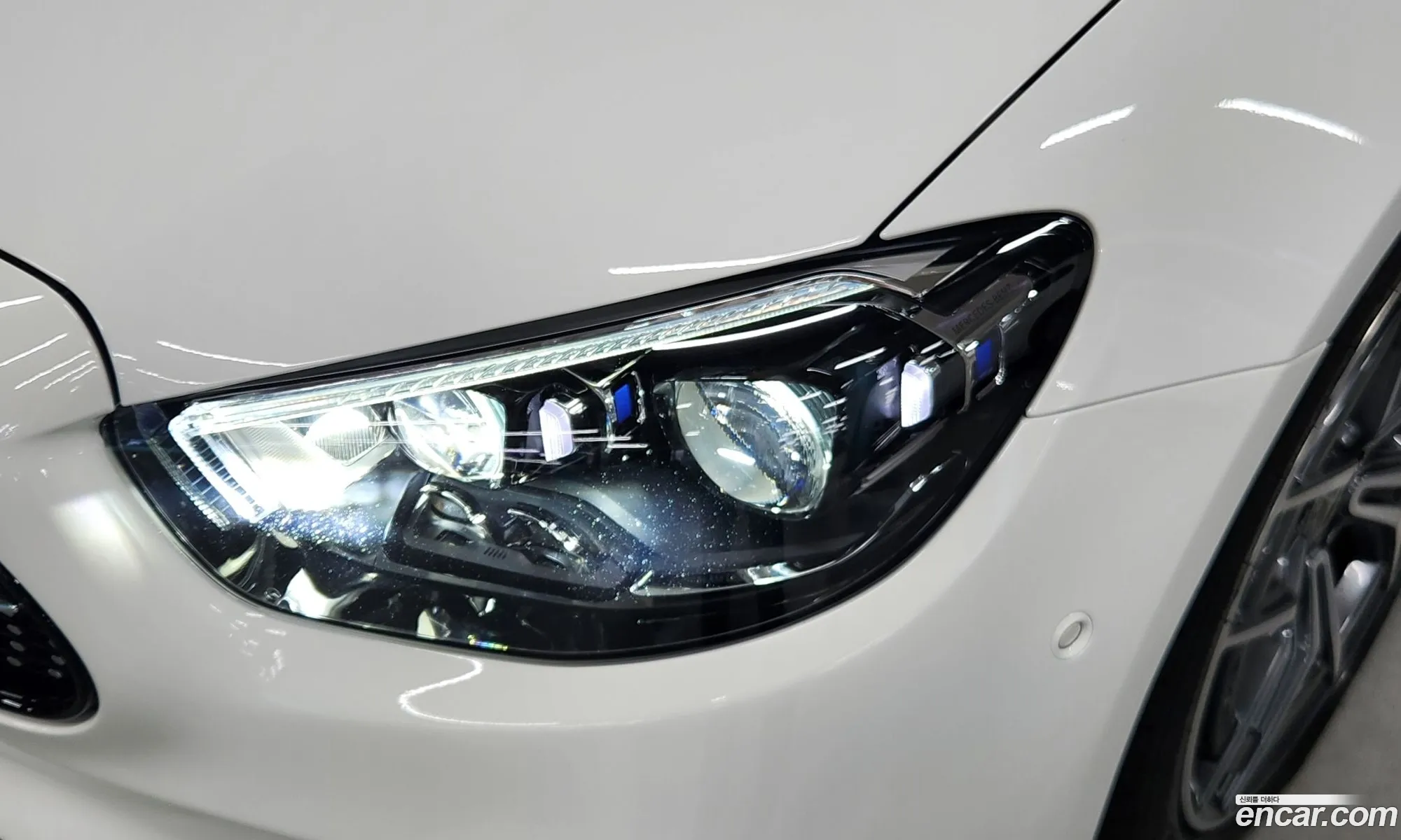 Mercedes-Benz E-Class W213 2022 — 13