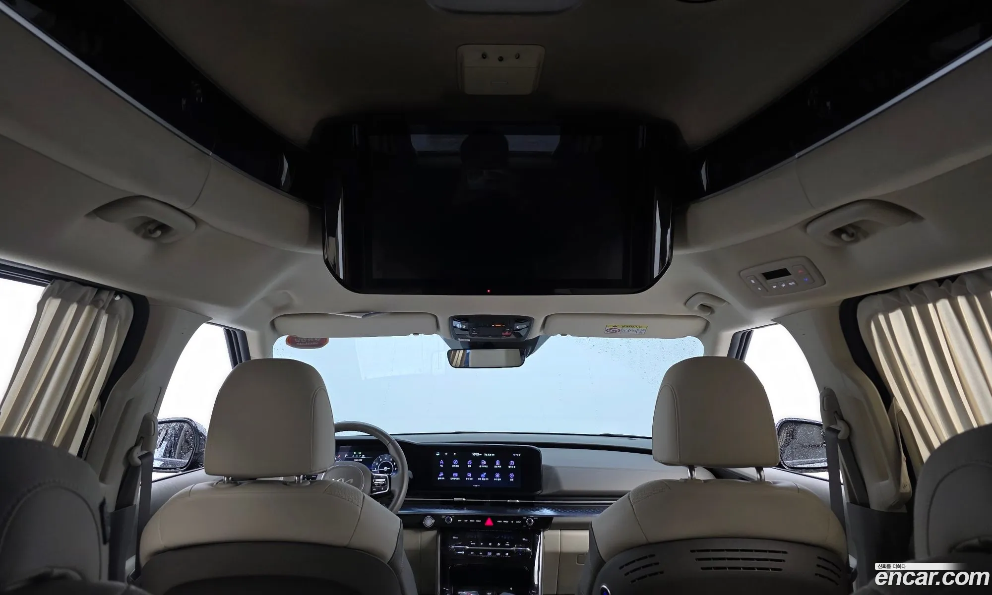 Kia Carnival 2023 — 21