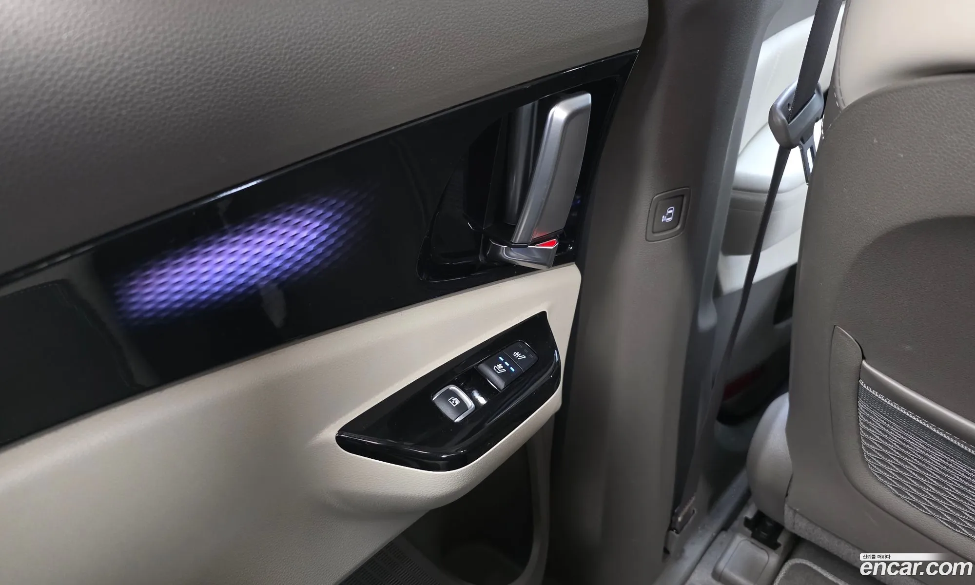 Kia Carnival 2023 — 33