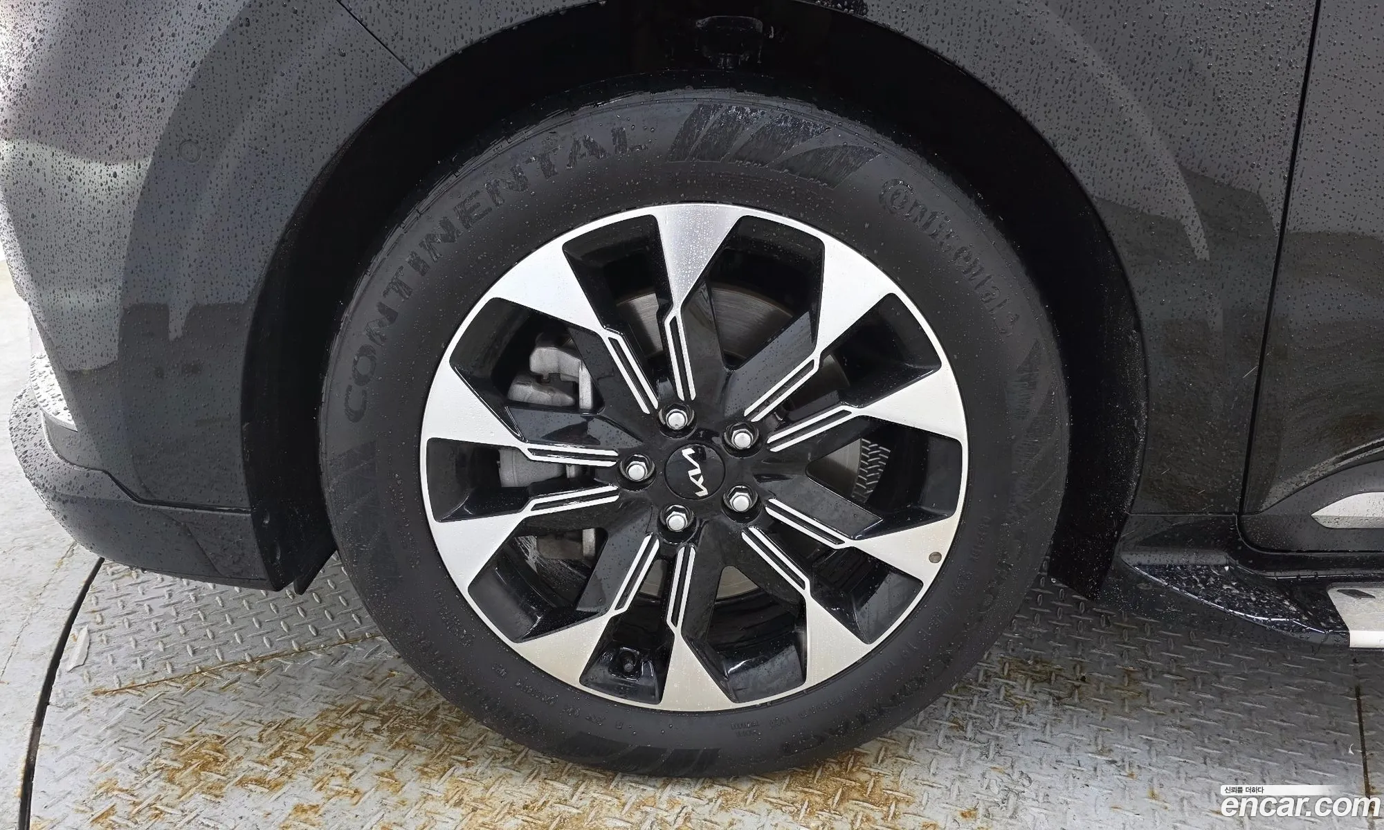 Kia Carnival 2023 — 12