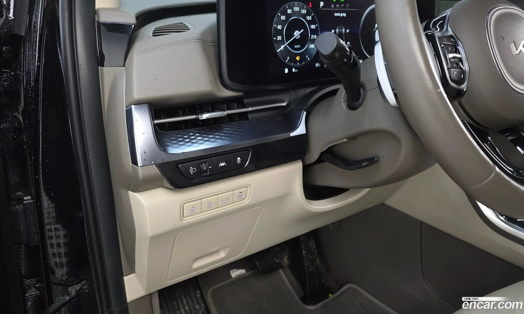 Kia Carnival 2023 — 29