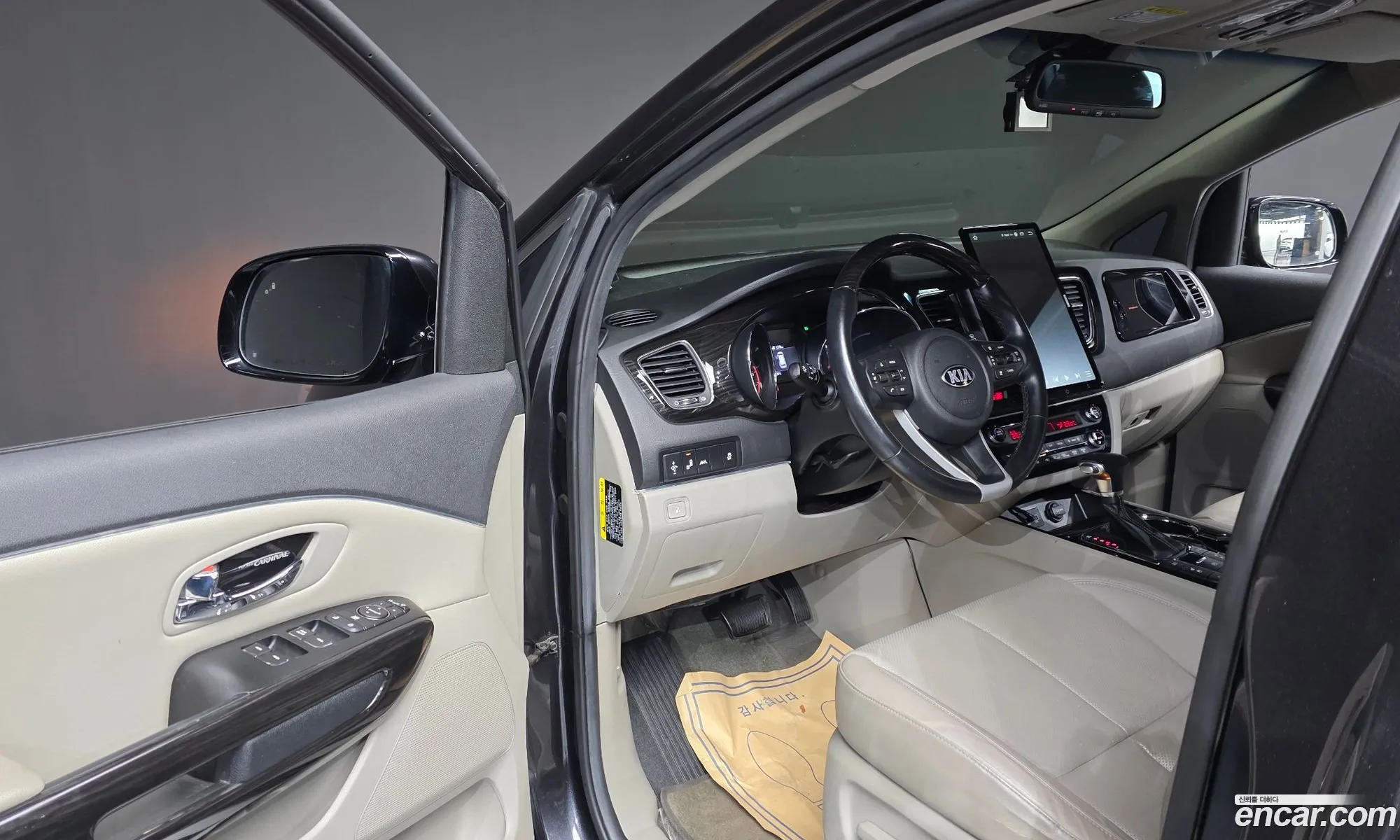 Kia Carnival 2018 — 14