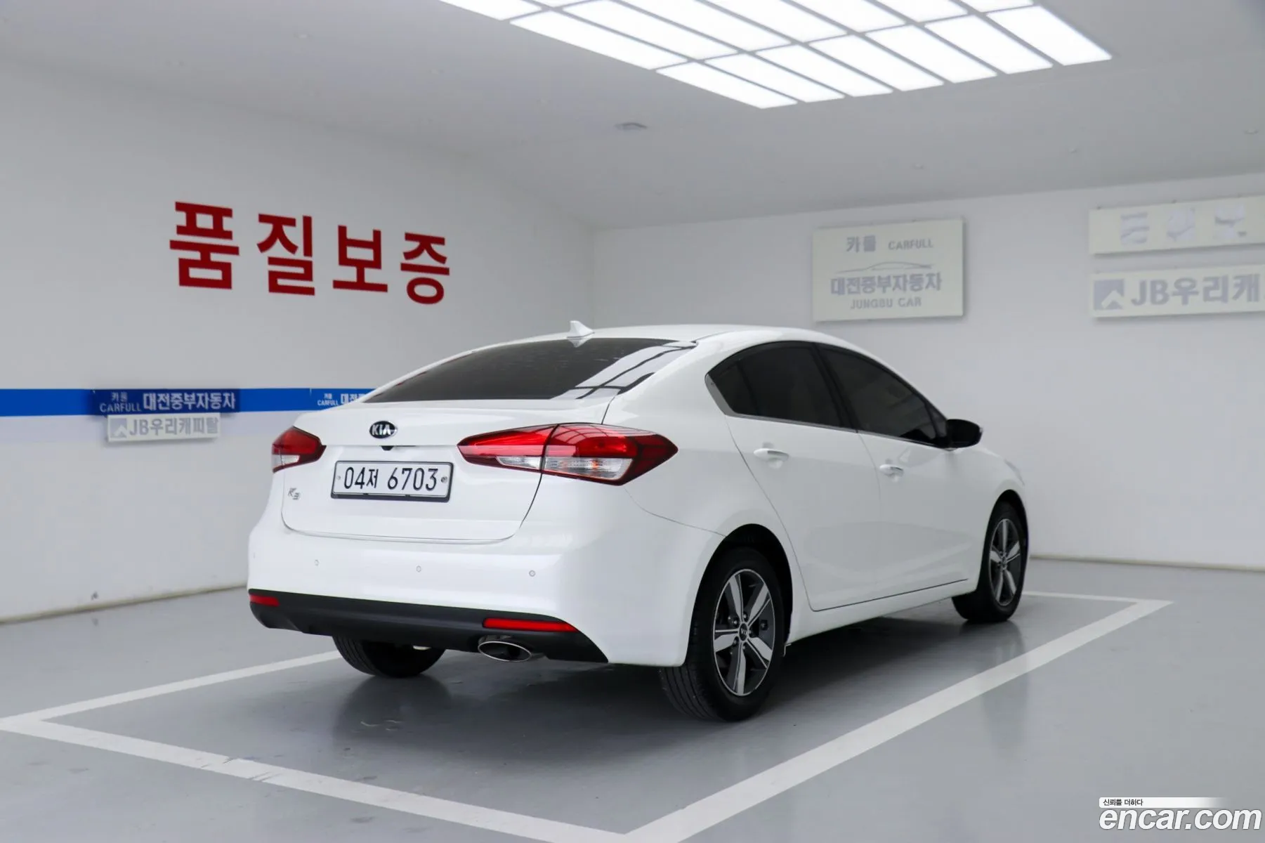 Kia K3 2018 — 2